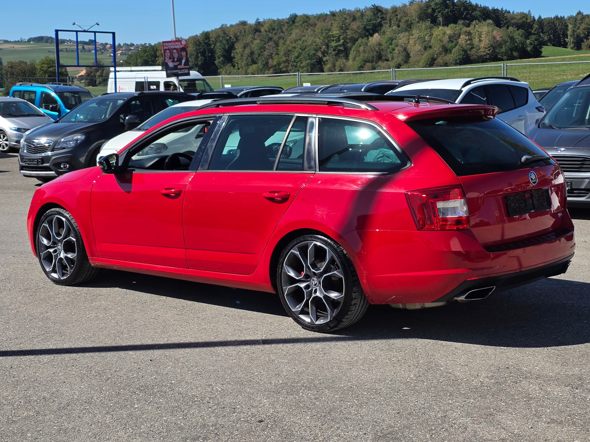 SKODA Octavia Combi 2.0 TDI RS 4x4 DSG-image-4