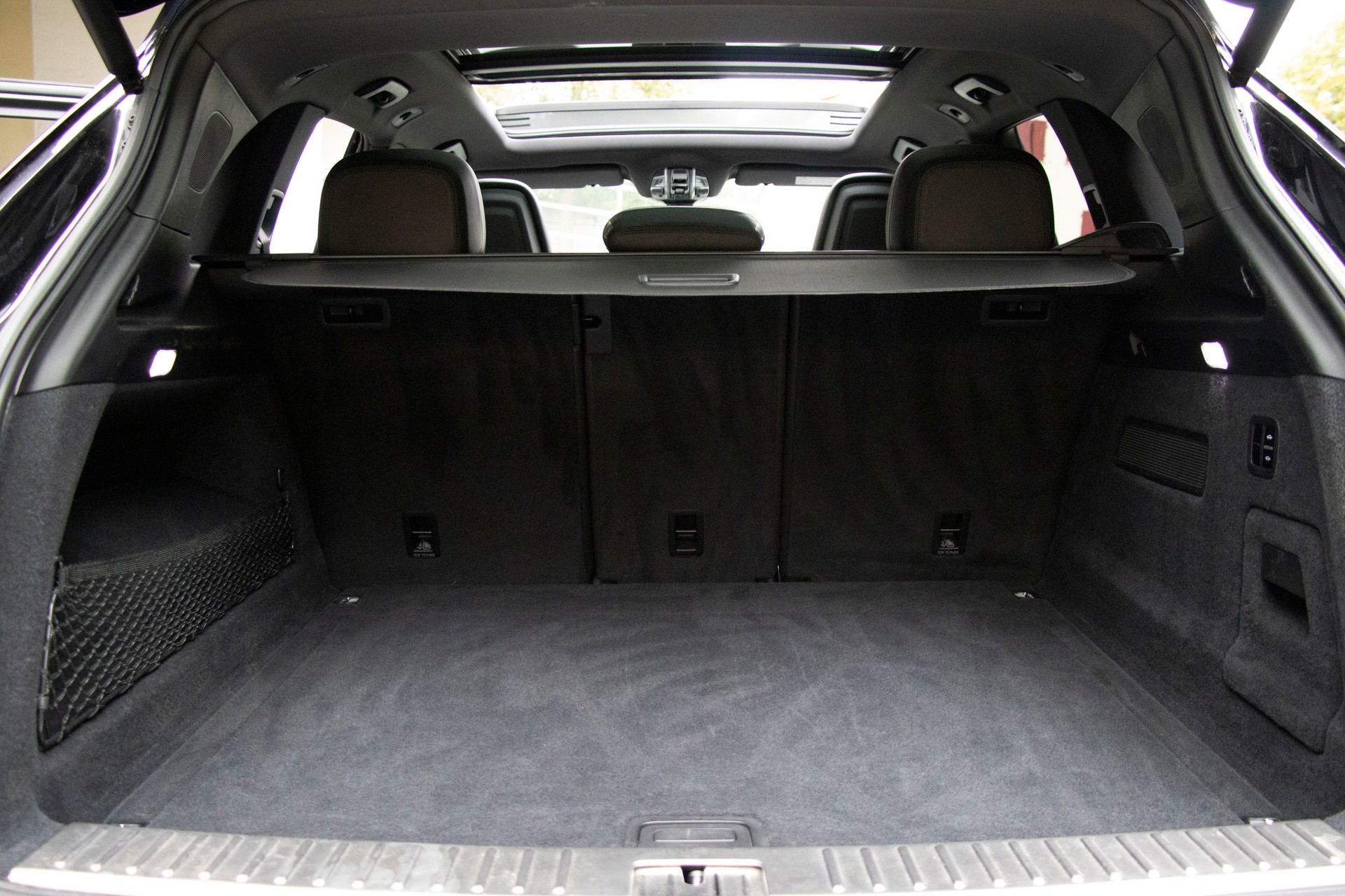 PORSCHE Cayenne-image-8