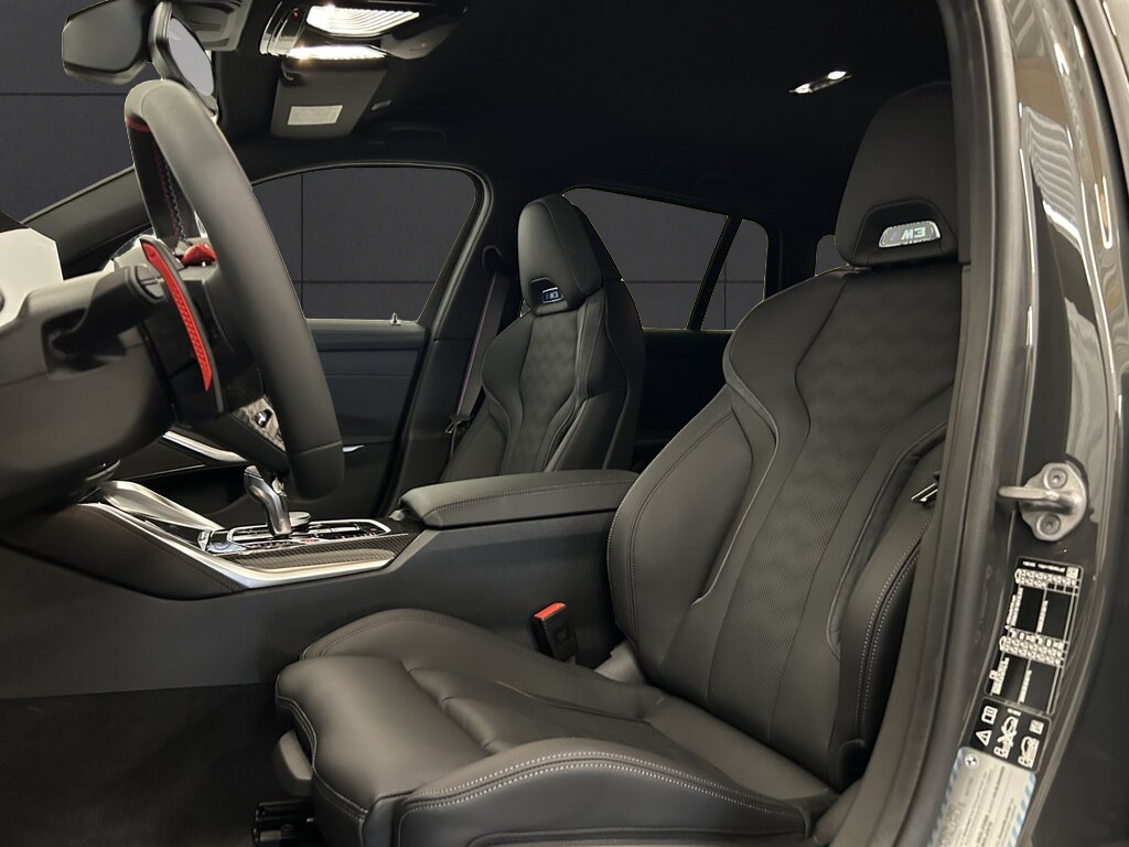BMW M3 Touring xDrive Competition M-image-4