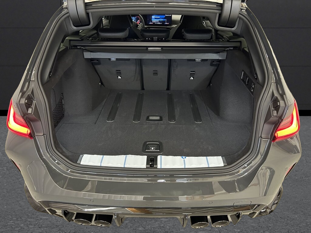 BMW M3 Touring xDrive Competition M-image-9