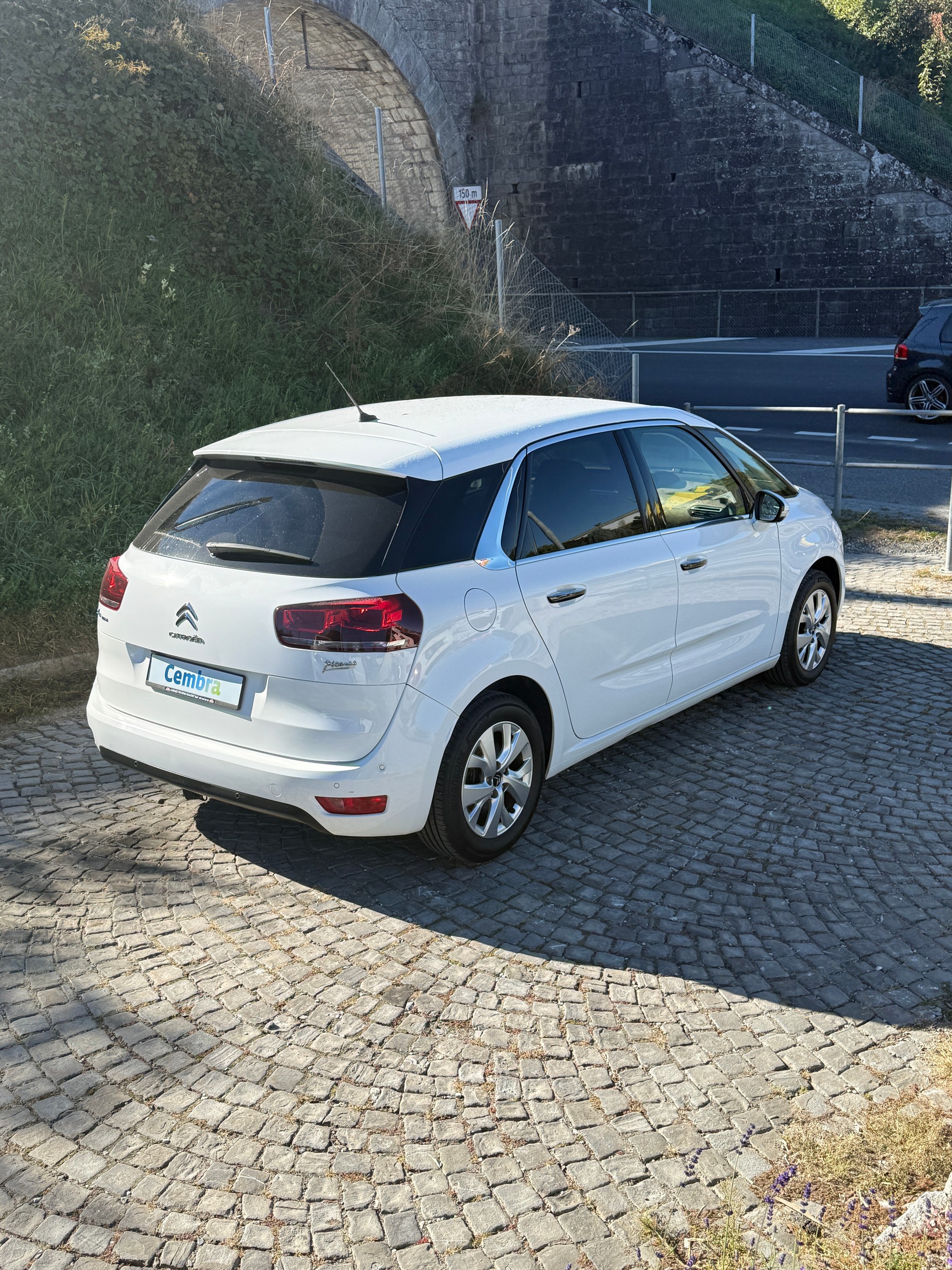CITROEN C4 Picasso 1.6 BlueHDi Intensive EAT6-image-1