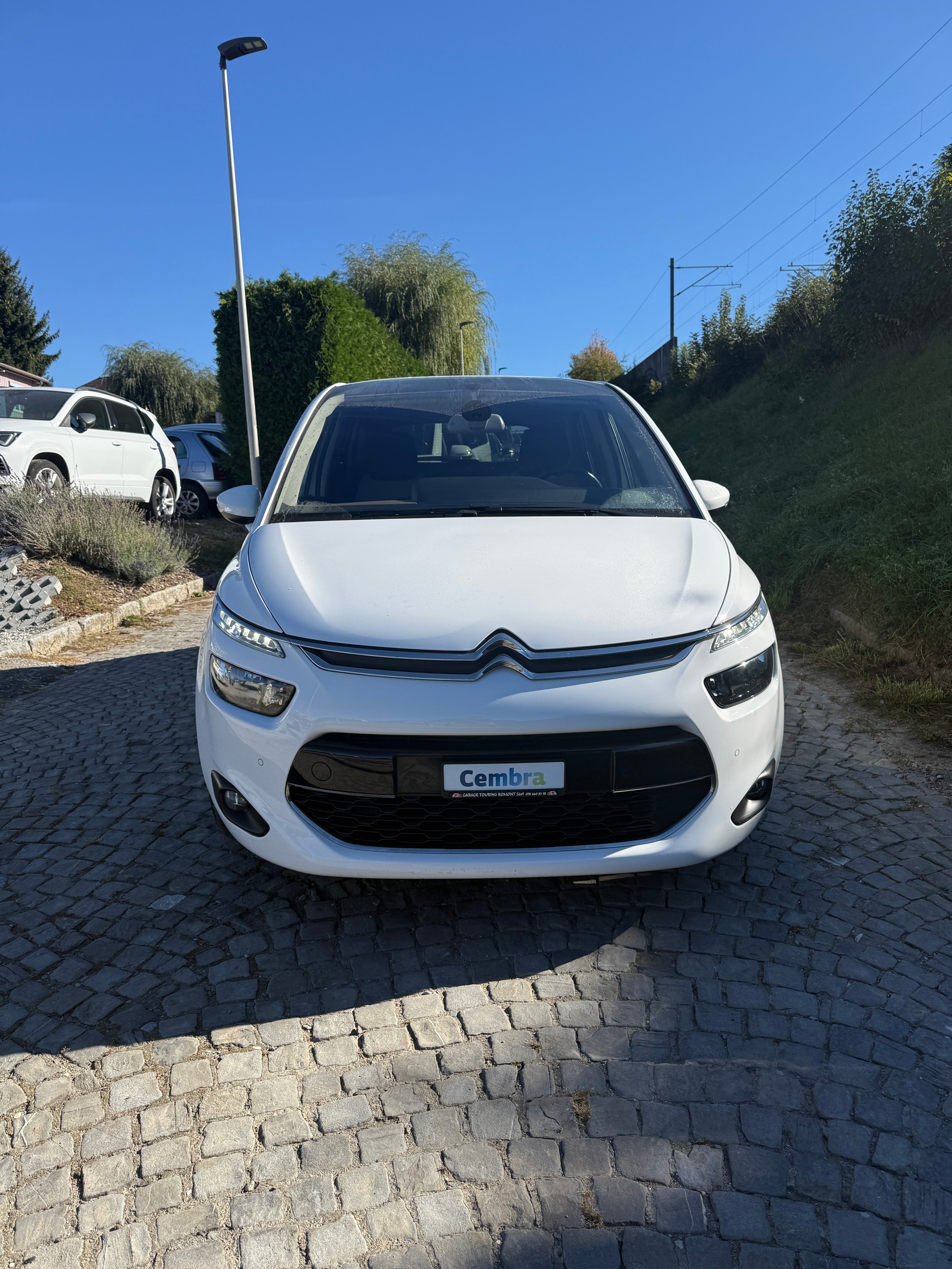 CITROEN C4 Picasso 1.6 BlueHDi Intensive EAT6-image-2