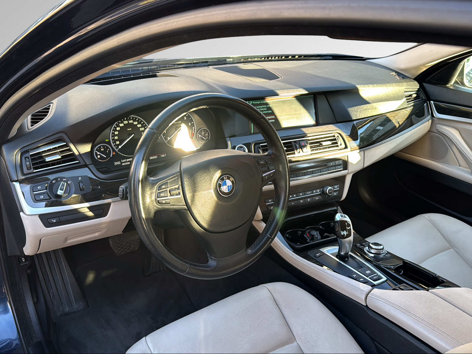 BMW 535i xDrive Steptronic-image-14