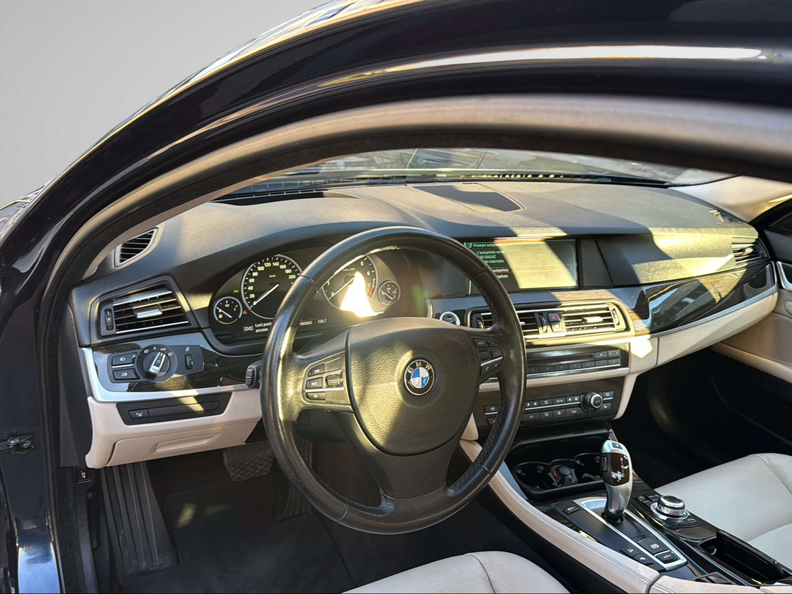 BMW 535i xDrive Steptronic-image-15