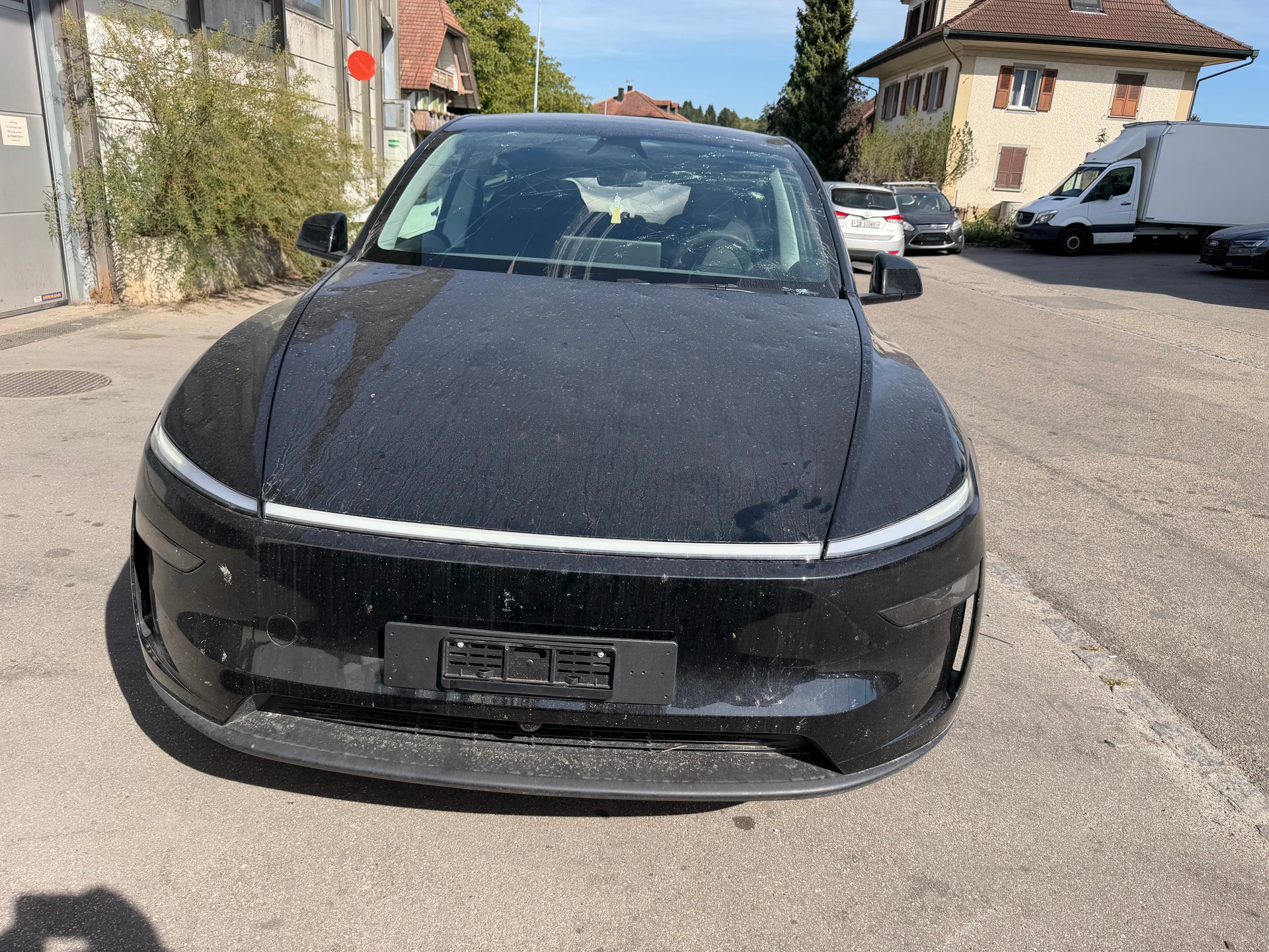 TESLA Y 220 KW-image-2