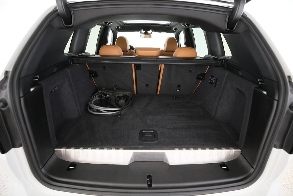 BMW X3 30e xDrive-image-17