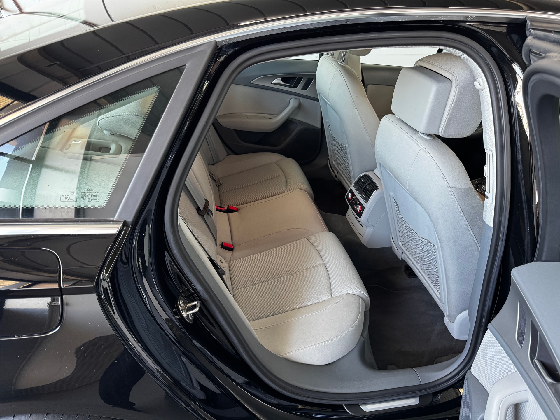 AUDI A6 Limousine 3.0 TDI V6 quattro S-tronic-image-19
