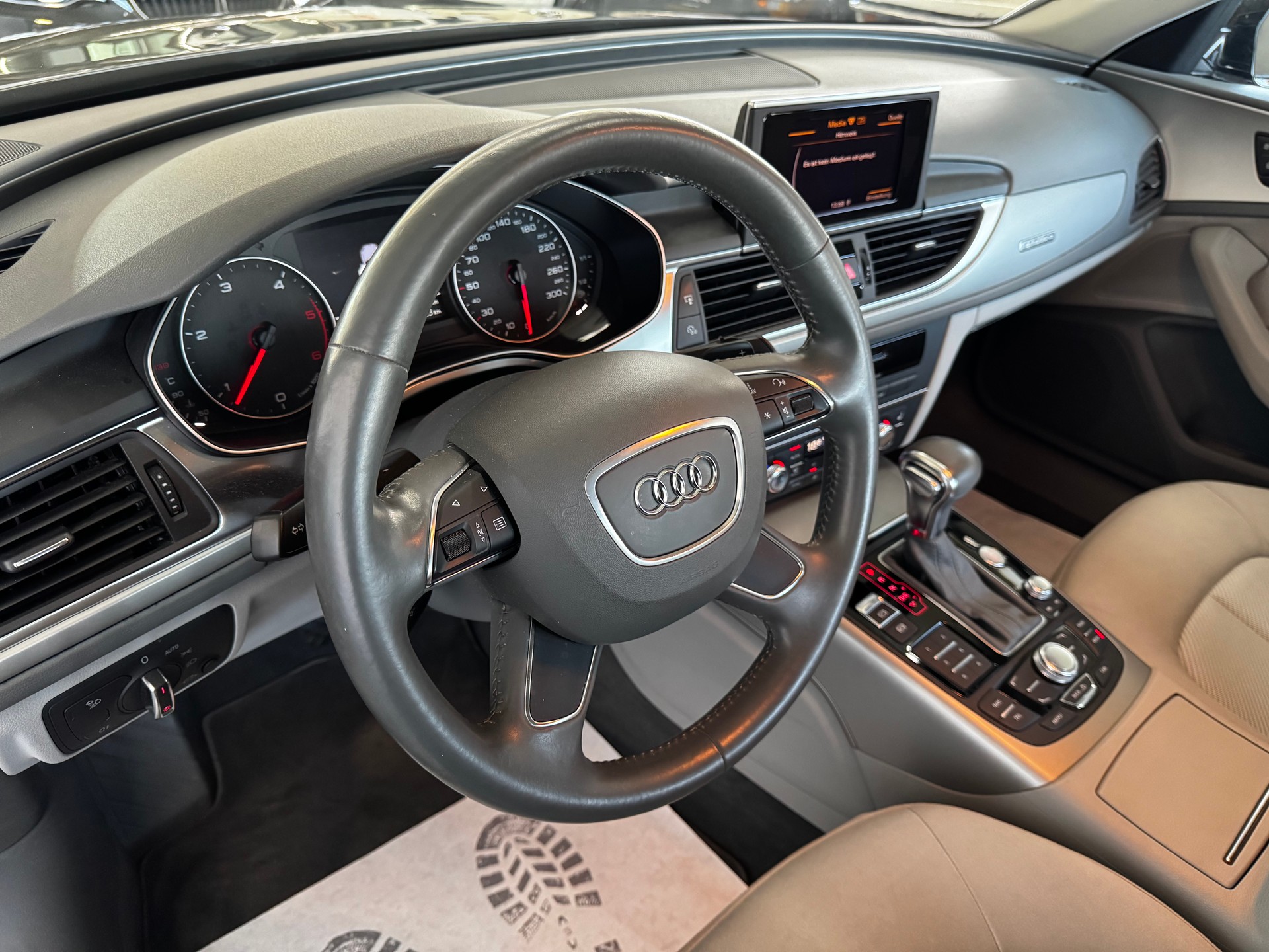 AUDI A6 Limousine 3.0 TDI V6 quattro S-tronic-image-11