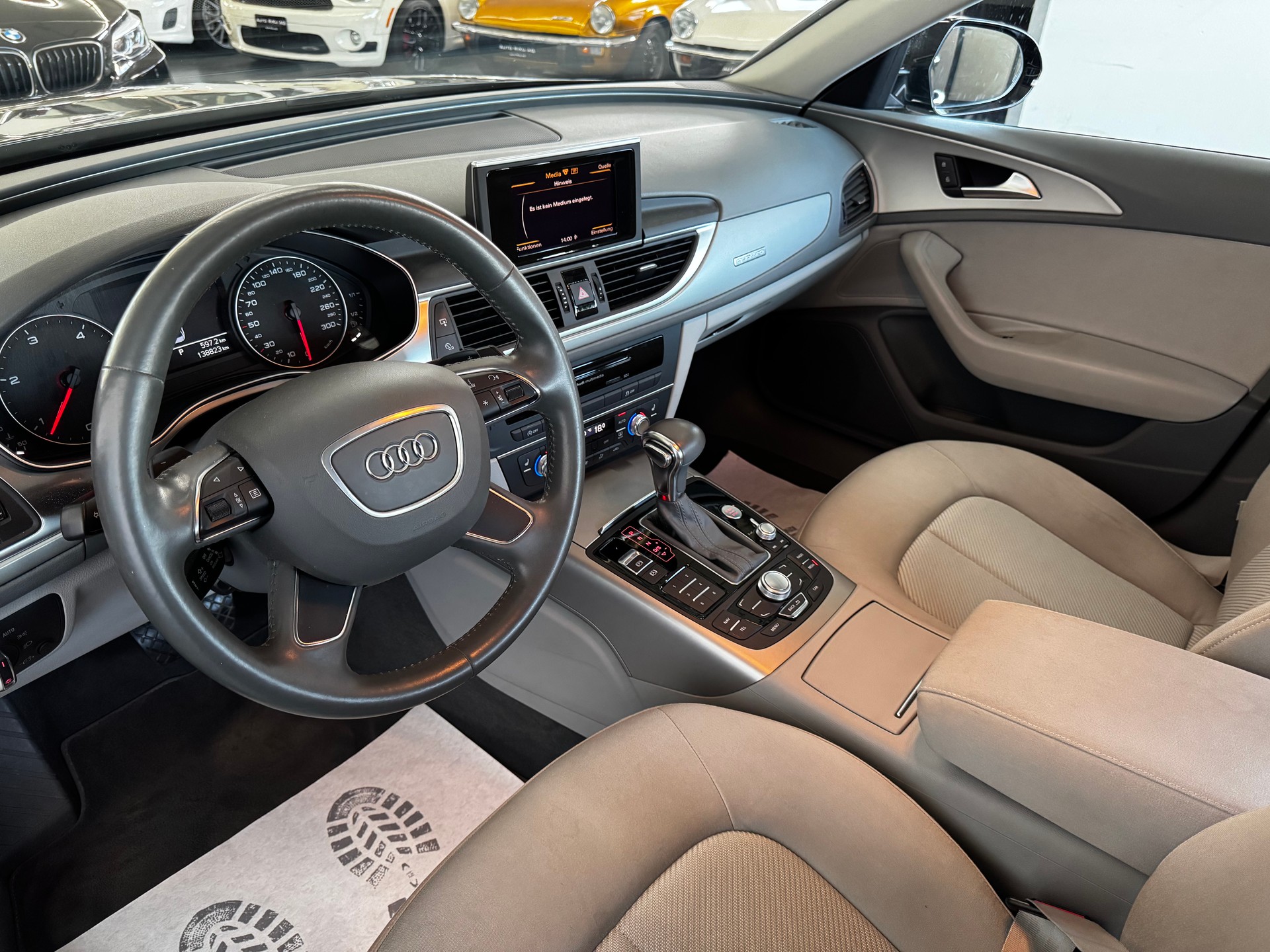 AUDI A6 Limousine 3.0 TDI V6 quattro S-tronic-image-12
