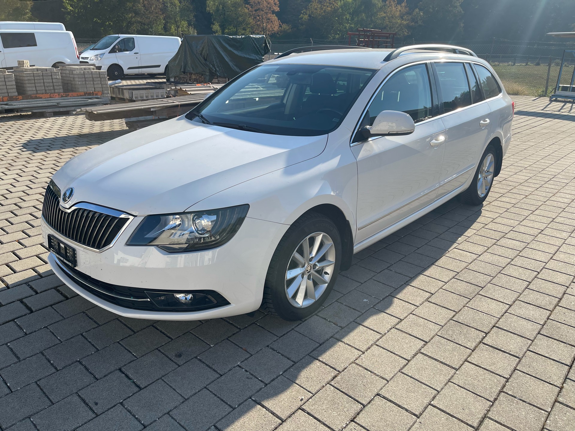 SKODA Superb Combi 1.8 TSI Elegance 4x4-image-0