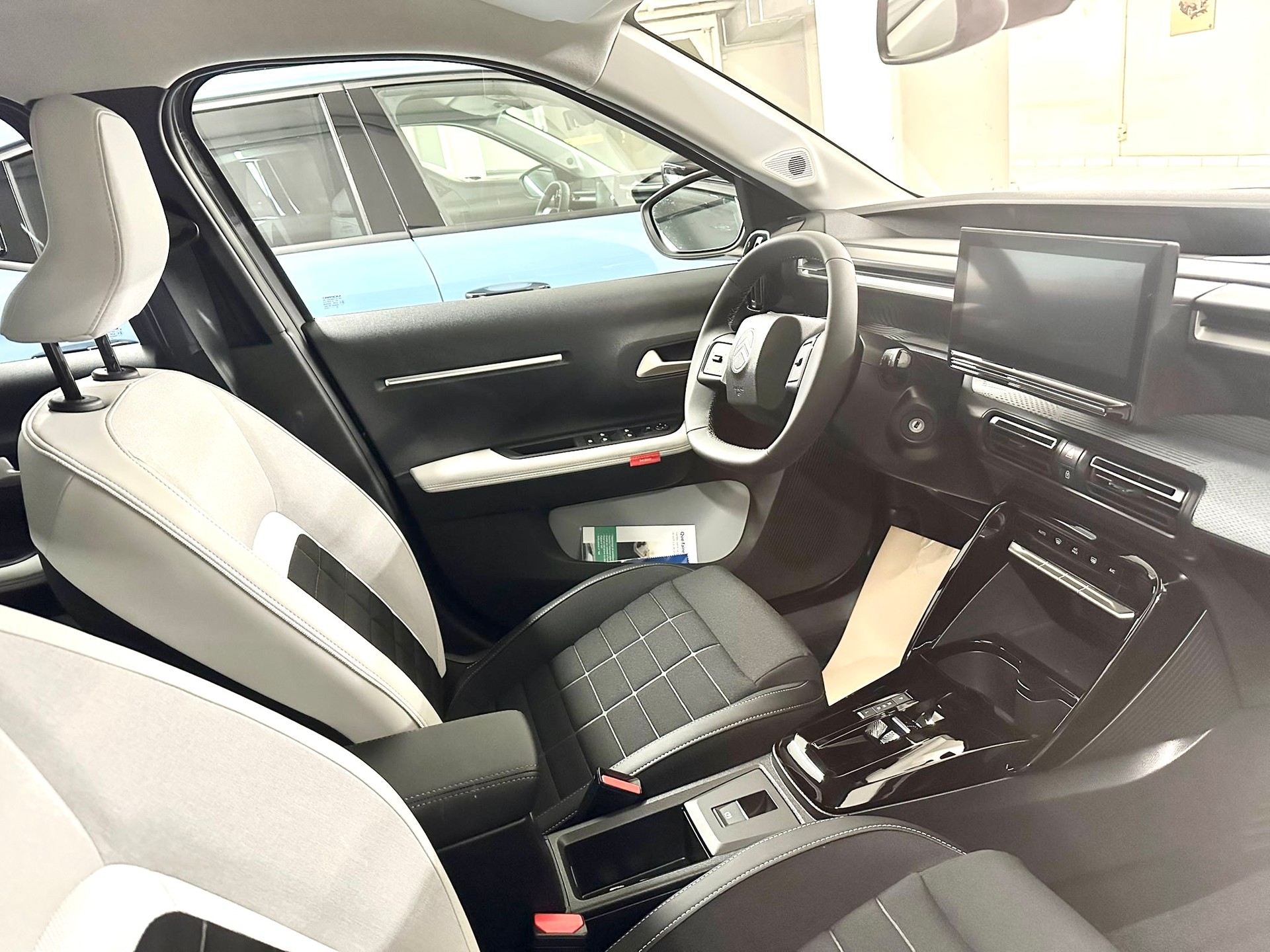 CITROEN 1.2 Hybrid Max-image-3