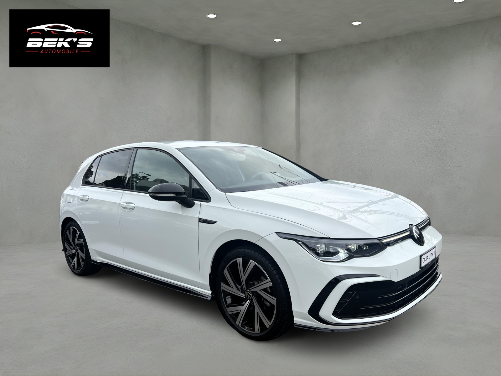 VW Golf 1.5 eTSI mHEV ACT R-Line 75 Edition DSG-image-6