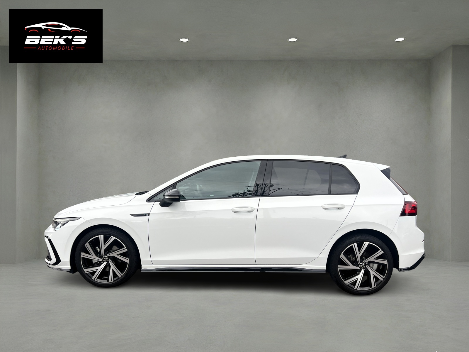 VW Golf 1.5 eTSI mHEV ACT R-Line 75 Edition DSG-image-1