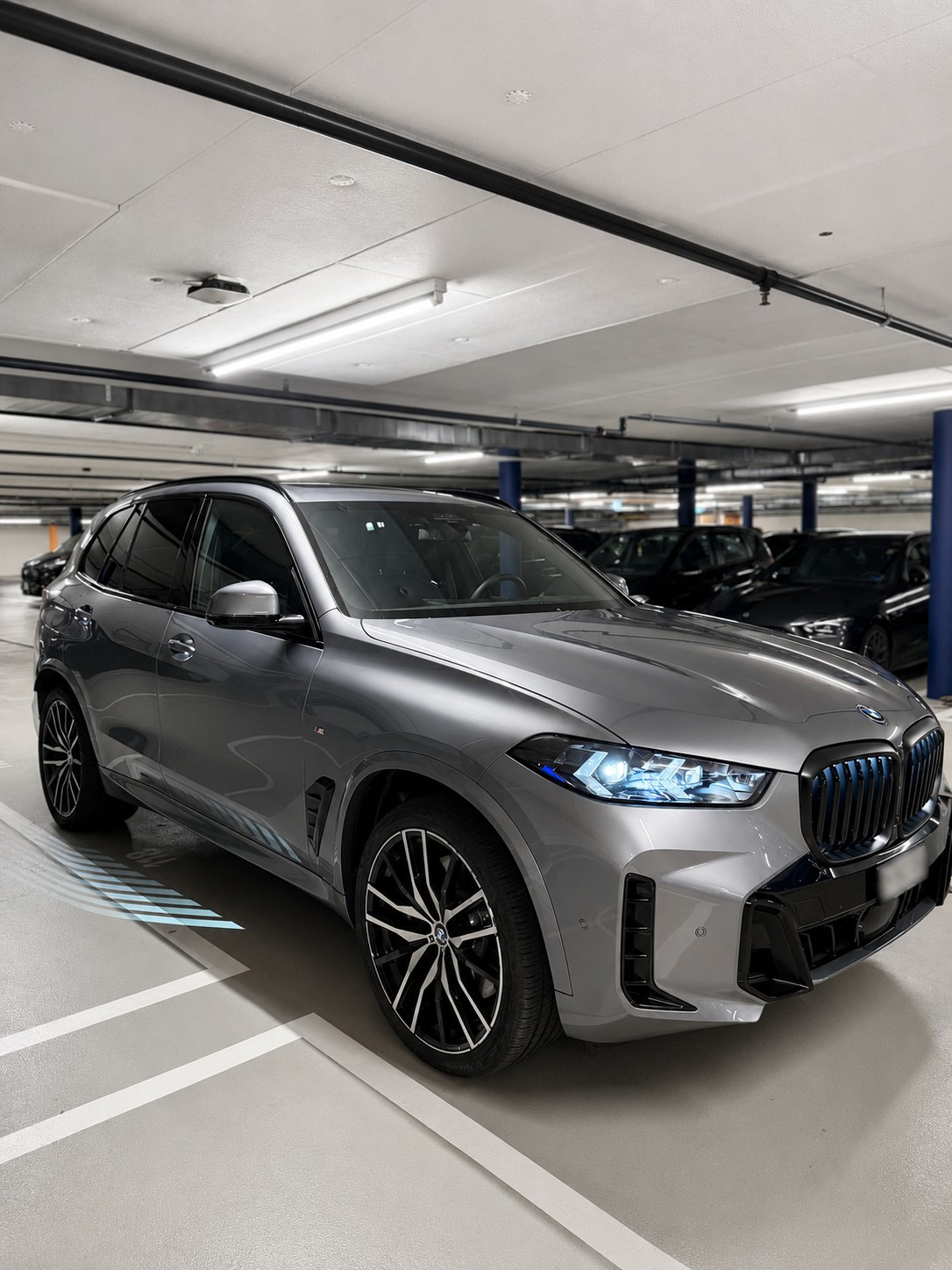 BMW 50e m sport pro-image-0