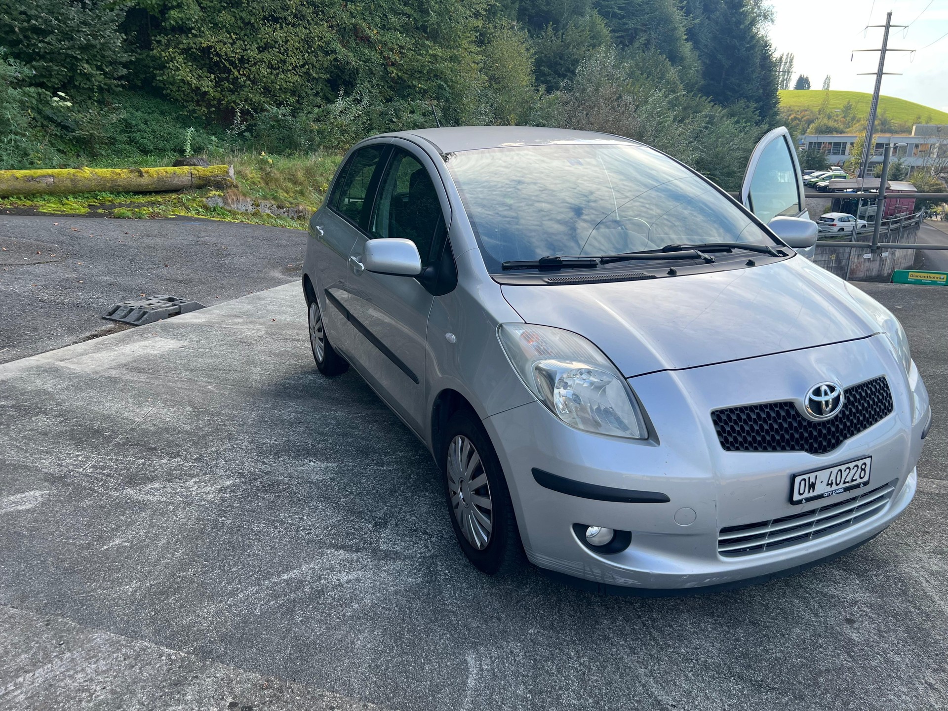 TOYOTA Yaris 1.3 City Multimode-image-4