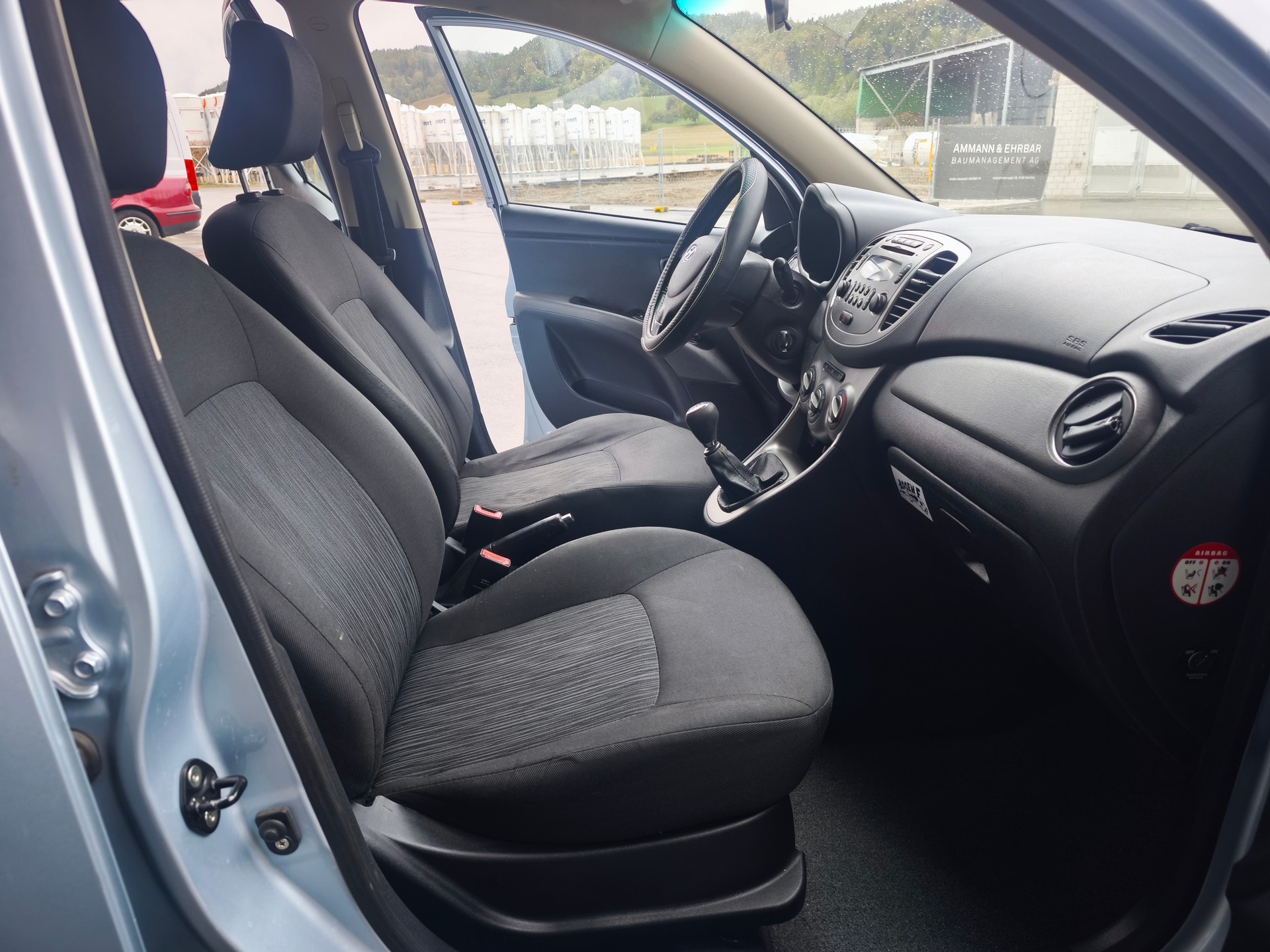 HYUNDAI i10 1.2 Style-image-6