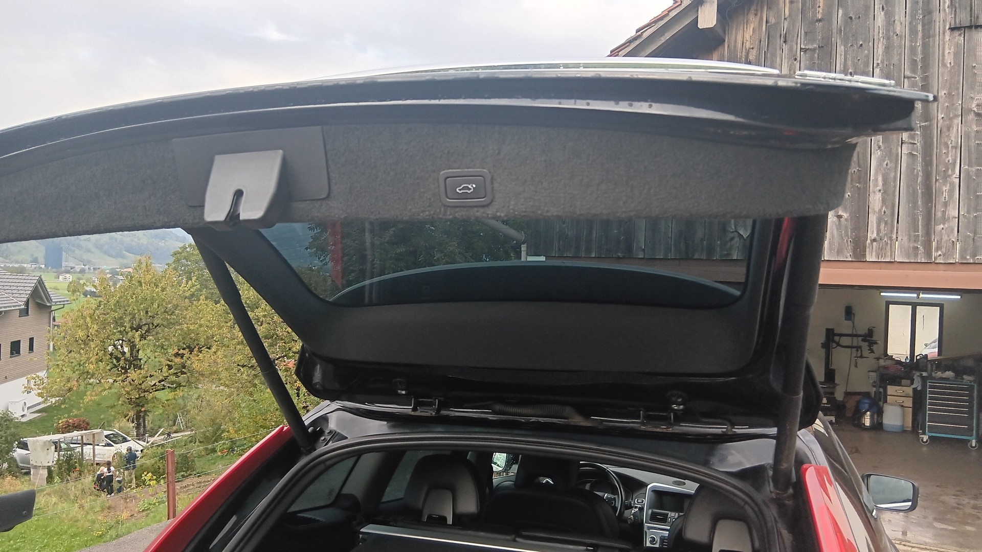 VOLVO XC60 D4 AWD OceanRace-image-8