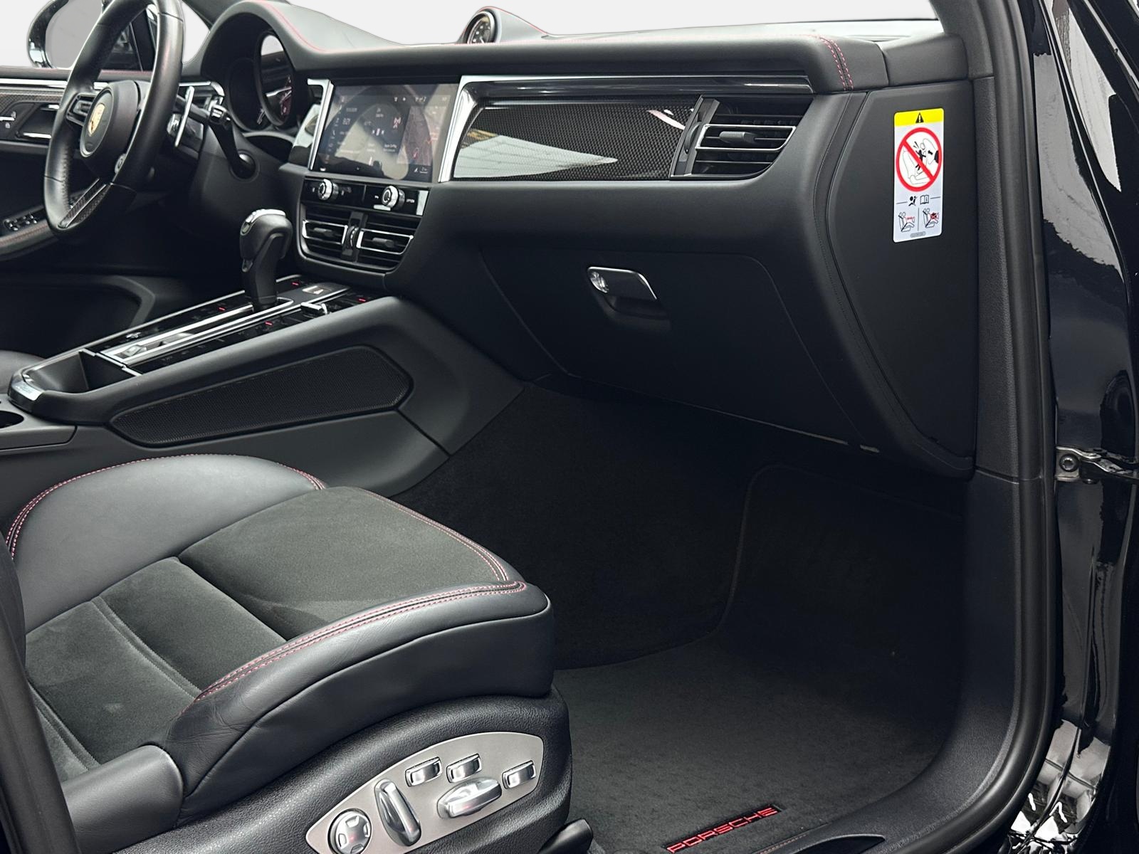 PORSCHE Macan GTS PDK-image-29