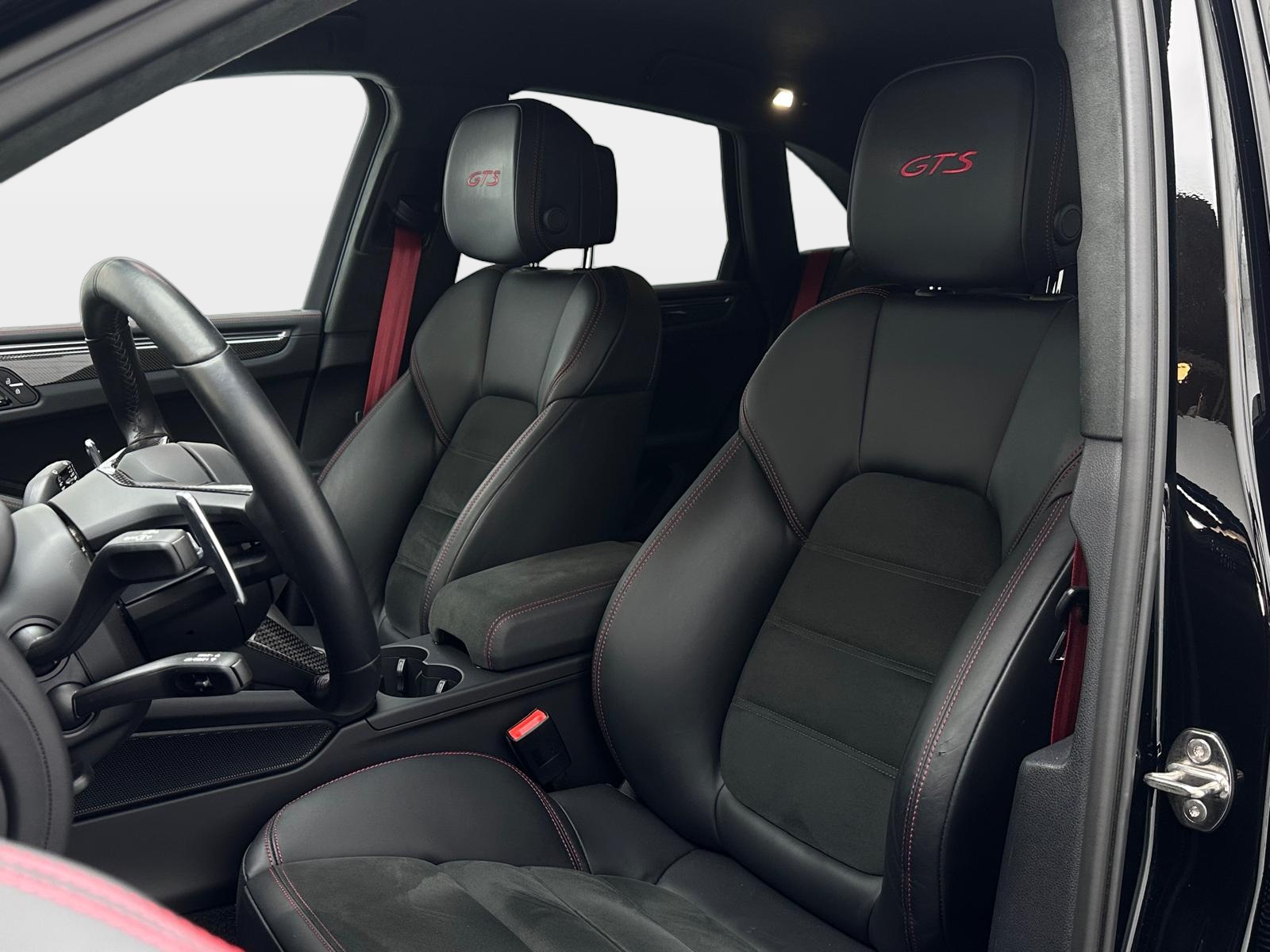 PORSCHE Macan GTS PDK-image-9