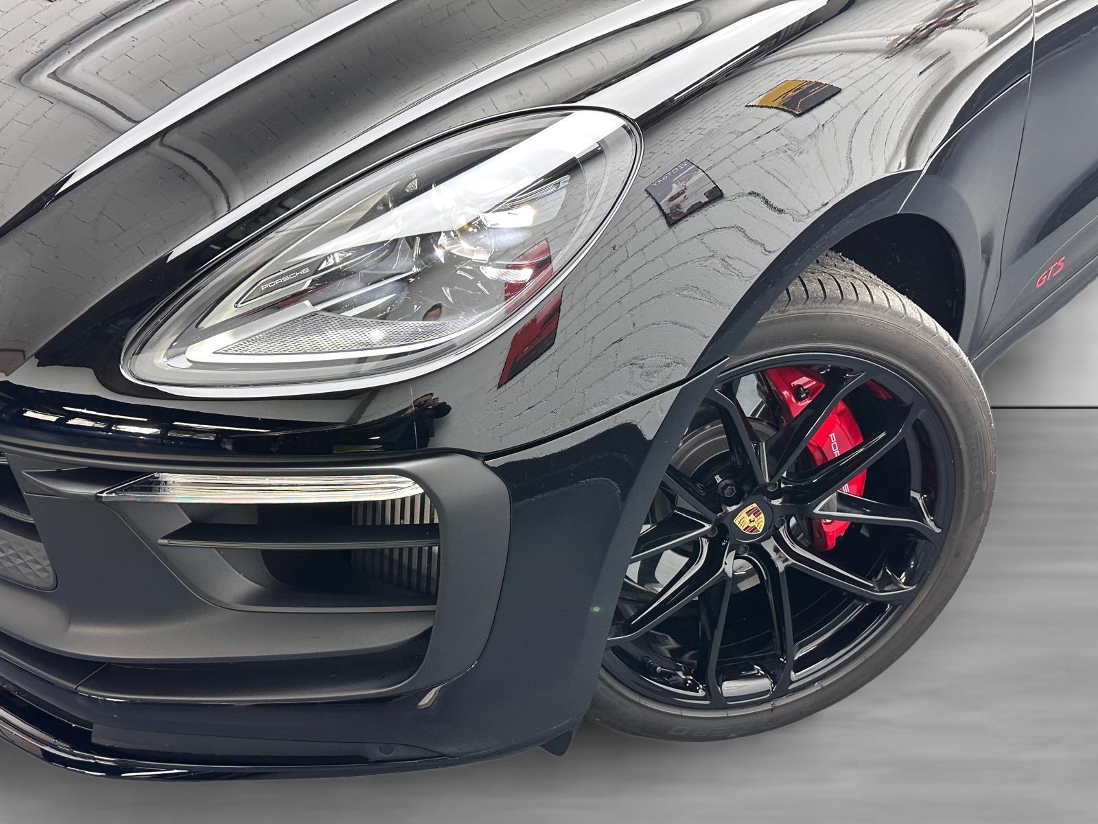 PORSCHE Macan GTS PDK-image-15