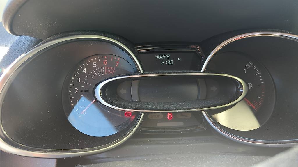 RENAULT CLIO-image-3