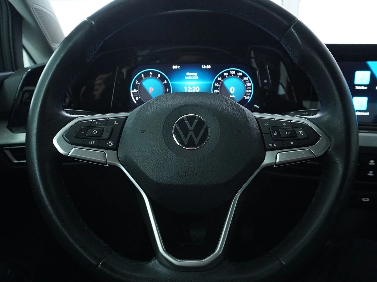 VW Golf 1.0 eTSI mHEV ACTLife DSG-showroom-element-3