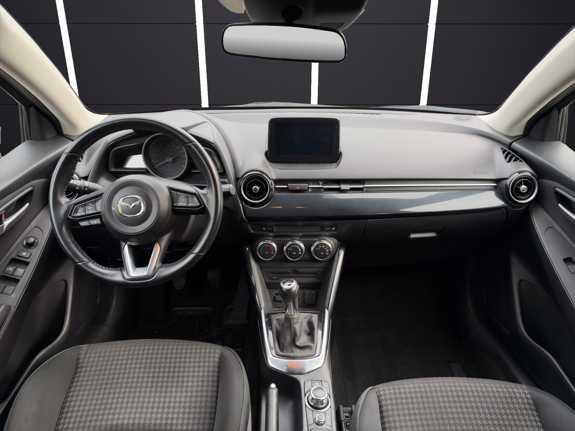 MAZDA 2 SKYACTIV-G 90 Ambition Plus-image-7