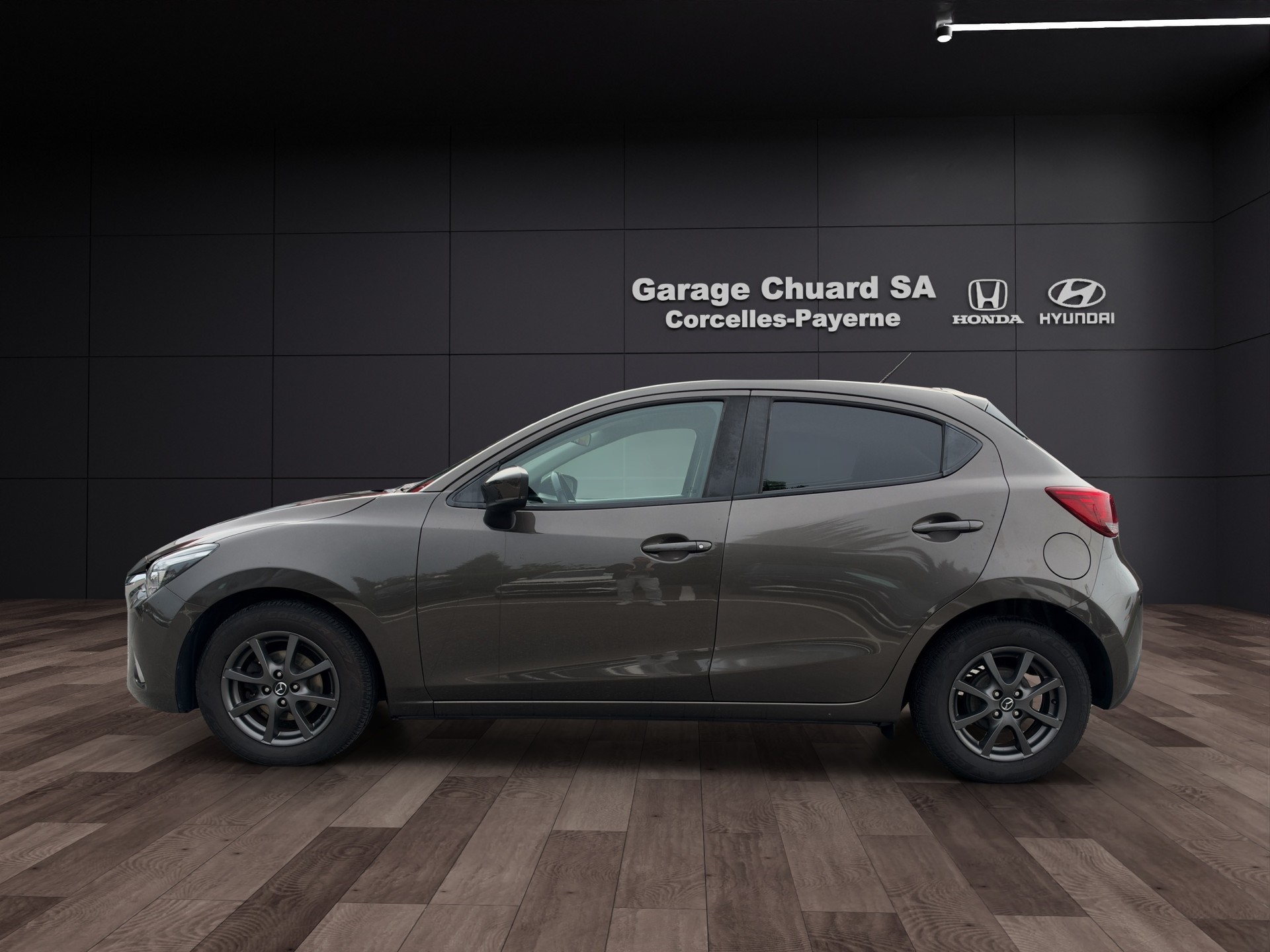 MAZDA 2 SKYACTIV-G 90 Ambition Plus-image-6