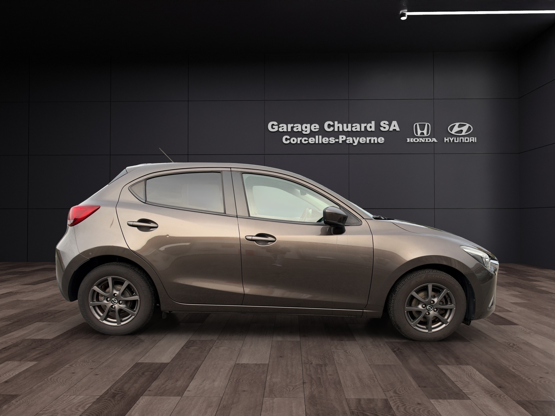 MAZDA 2 SKYACTIV-G 90 Ambition Plus-image-3