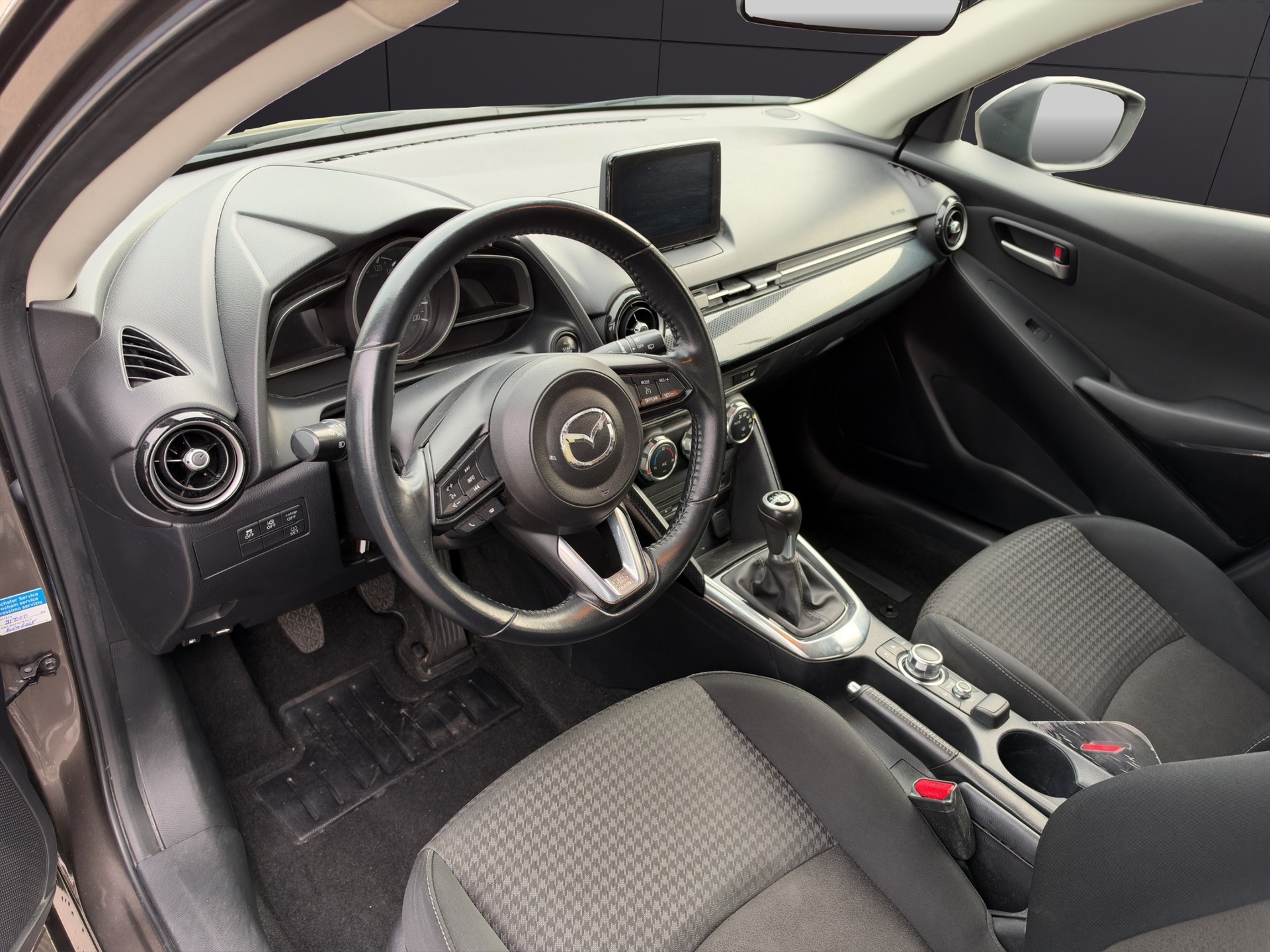 MAZDA 2 SKYACTIV-G 90 Ambition Plus-image-10