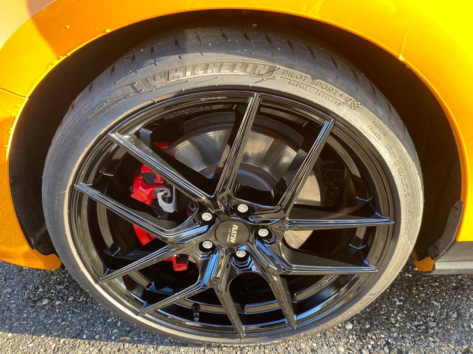 FORD Focus ST 2.3 Styling Paket Automat-image-7