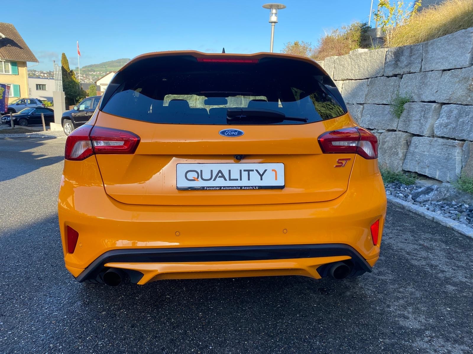 FORD Focus ST 2.3 Styling Paket Automat-image-3