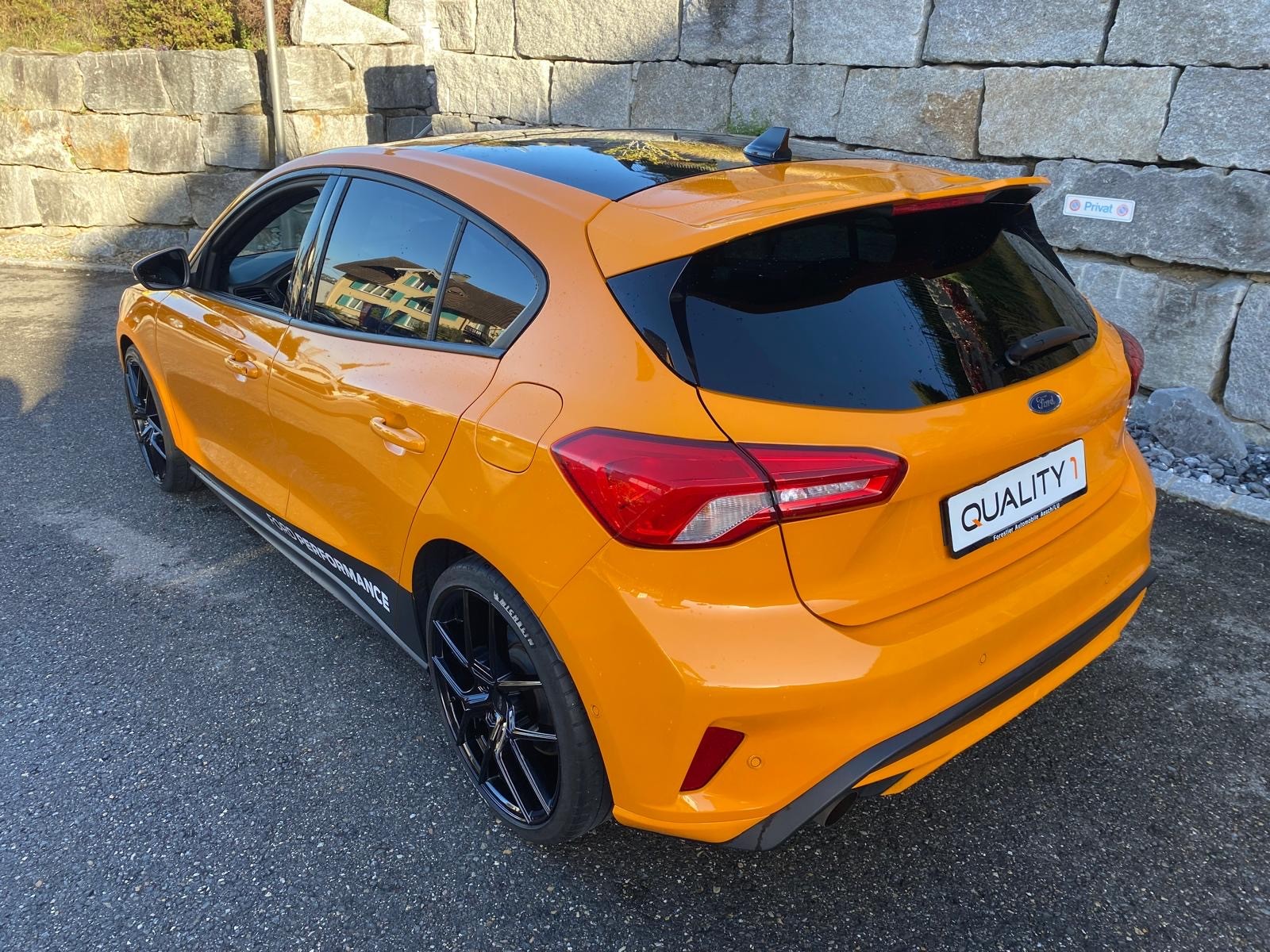 FORD Focus ST 2.3 Styling Paket Automat-image-2