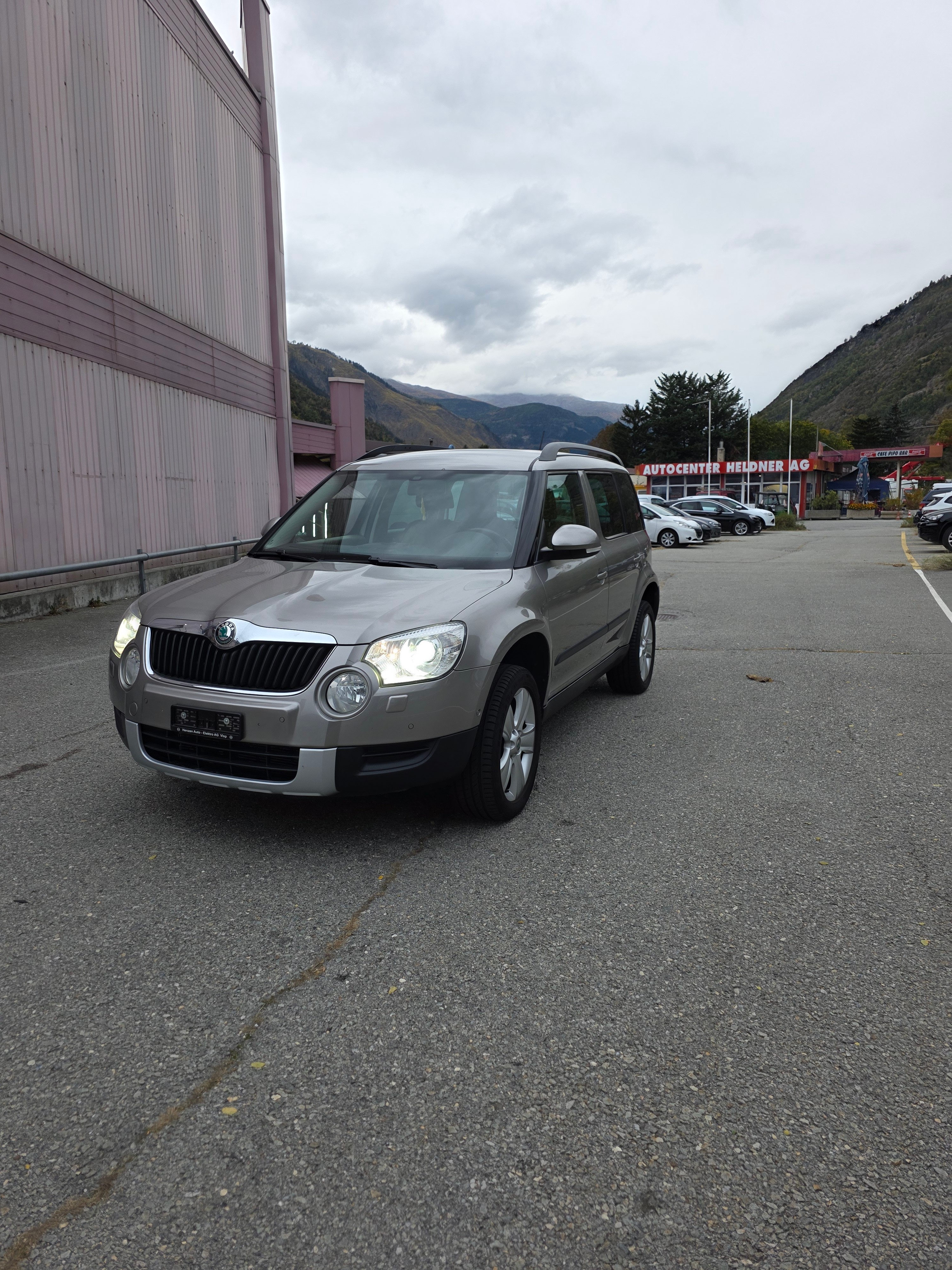 Car photo