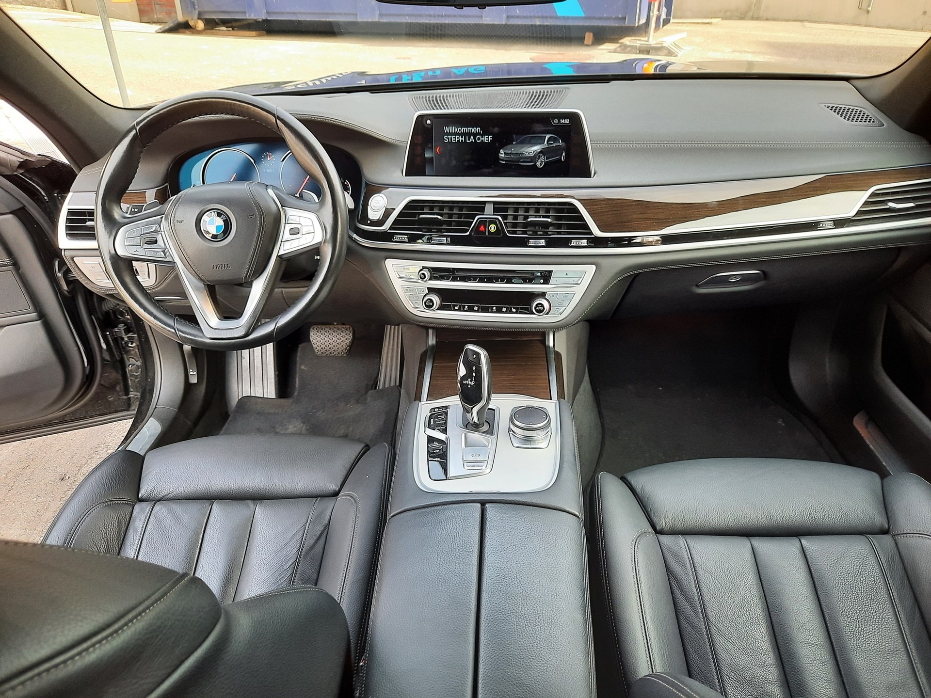 BMW 730d xDrive Steptronic-image-10