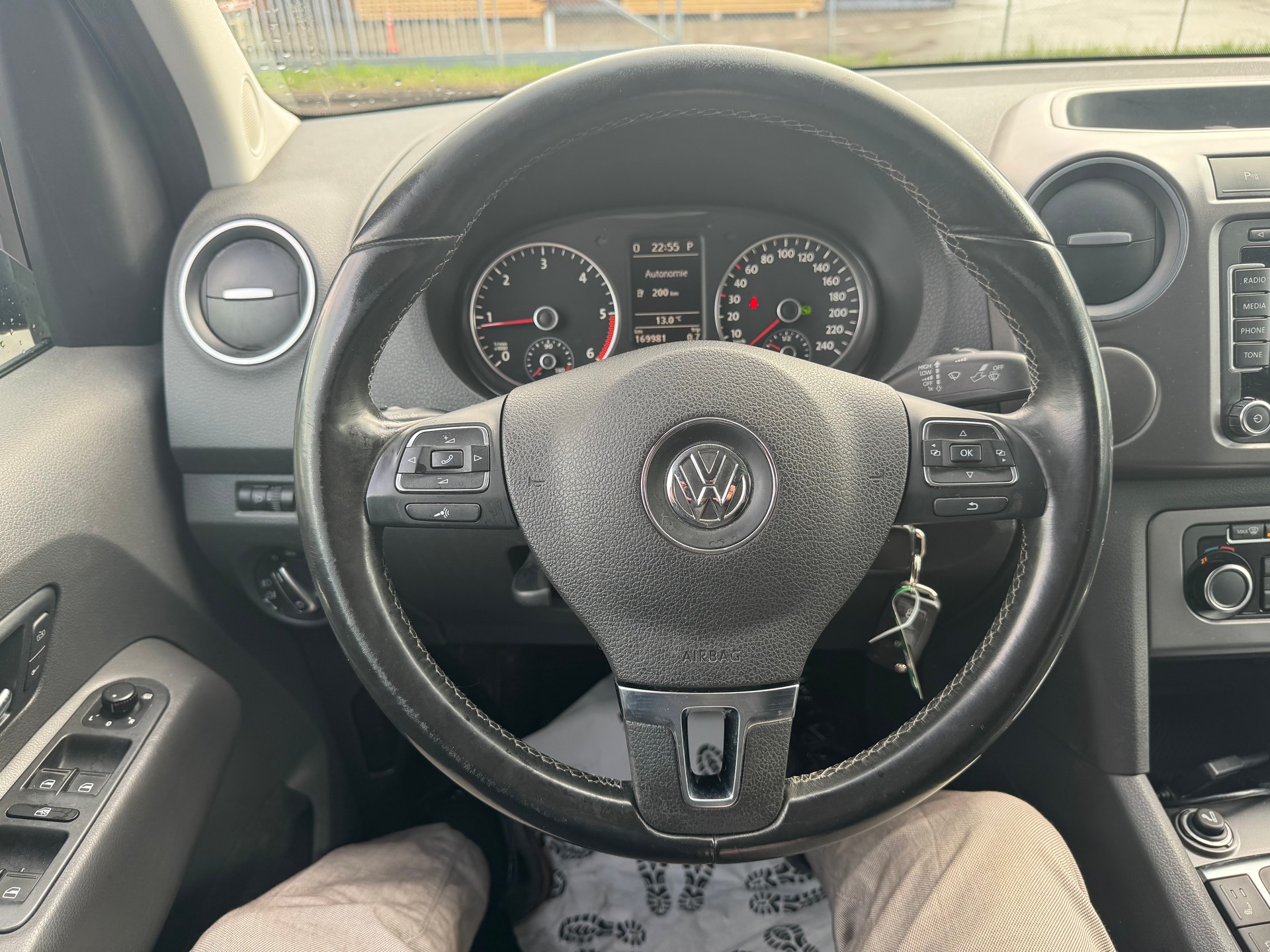 VW Amarok 2.0 BiTDI Ultimate 4Motion permanent A-image-11