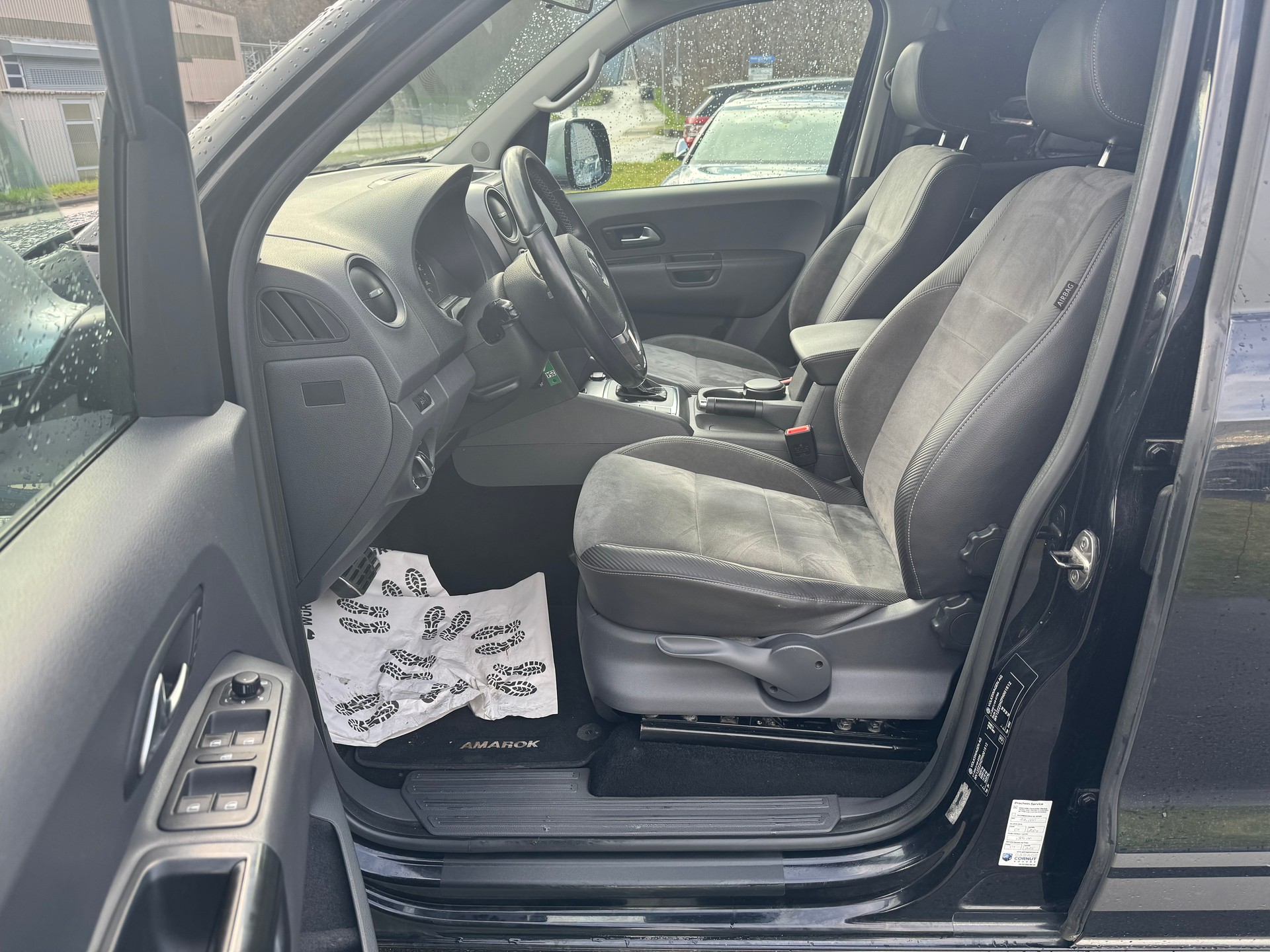 VW Amarok 2.0 BiTDI Ultimate 4Motion permanent A-image-8
