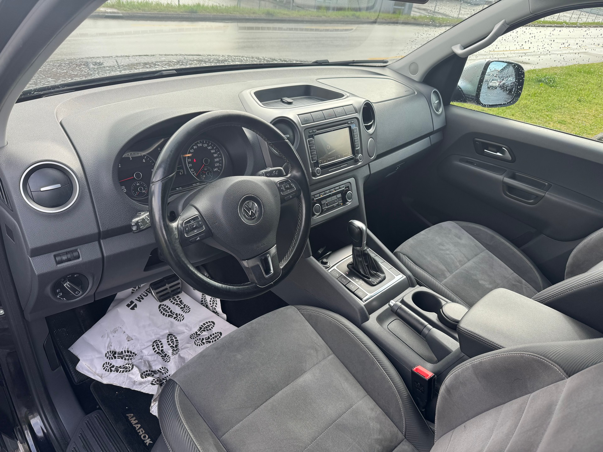 VW Amarok 2.0 BiTDI Ultimate 4Motion permanent A-image-10