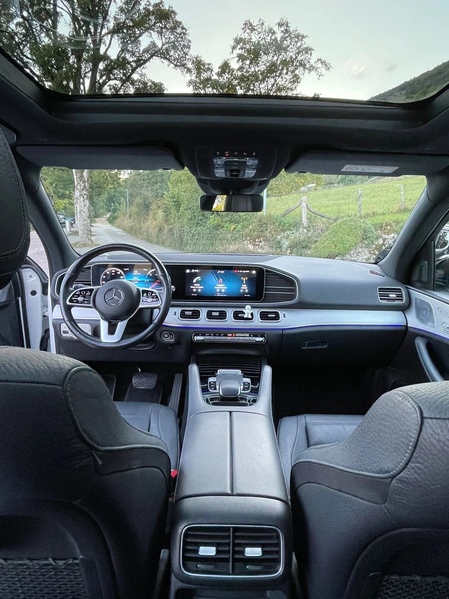 MERCEDES-BENZ GLE 400 d 4Matic AMG Line 9G-Tronic-image-4
