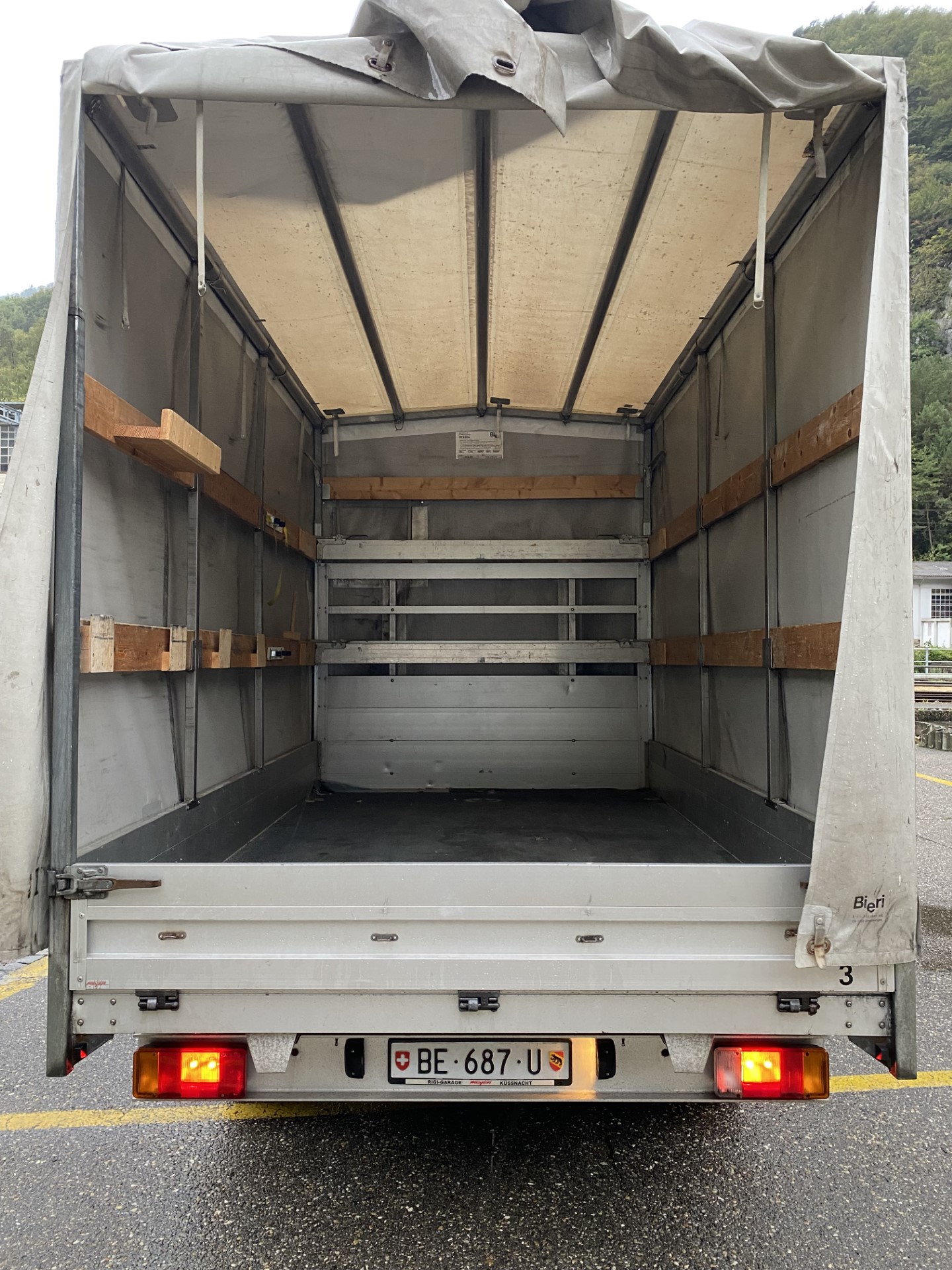 RENAULT Master T35 2.5dCi L2H1-image-12