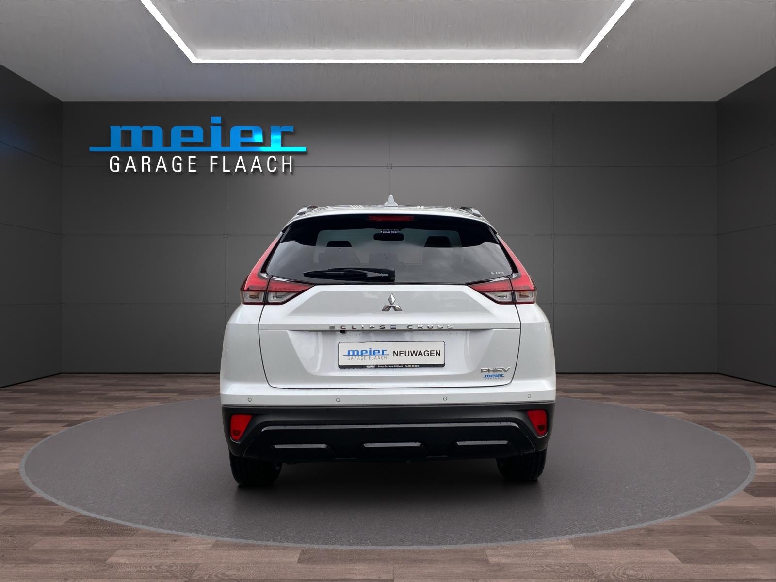MITSUBISHI Eclipse Cross 2.4 PHEV Blackline 4x4-image-3