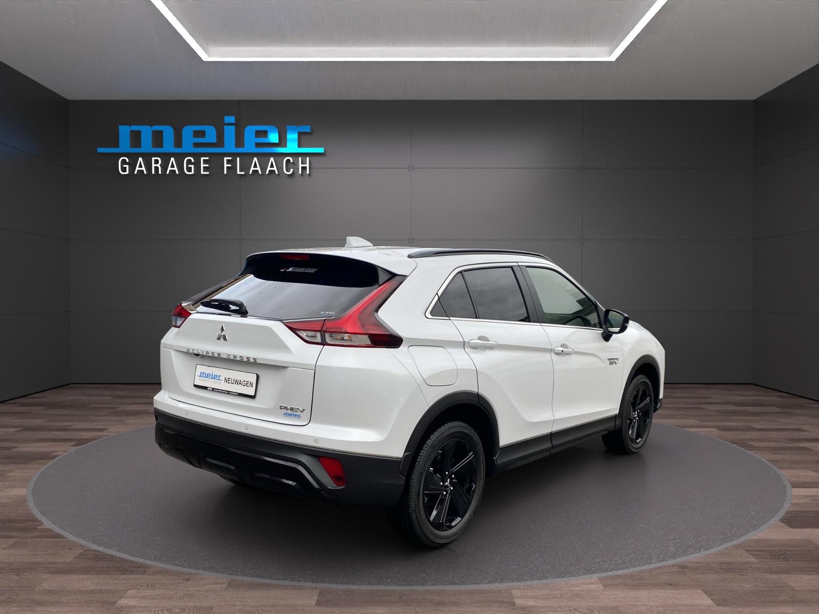 MITSUBISHI Eclipse Cross 2.4 PHEV Blackline 4x4-image-4