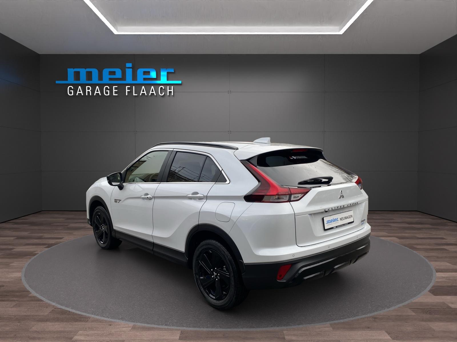MITSUBISHI Eclipse Cross 2.4 PHEV Blackline 4x4-image-2