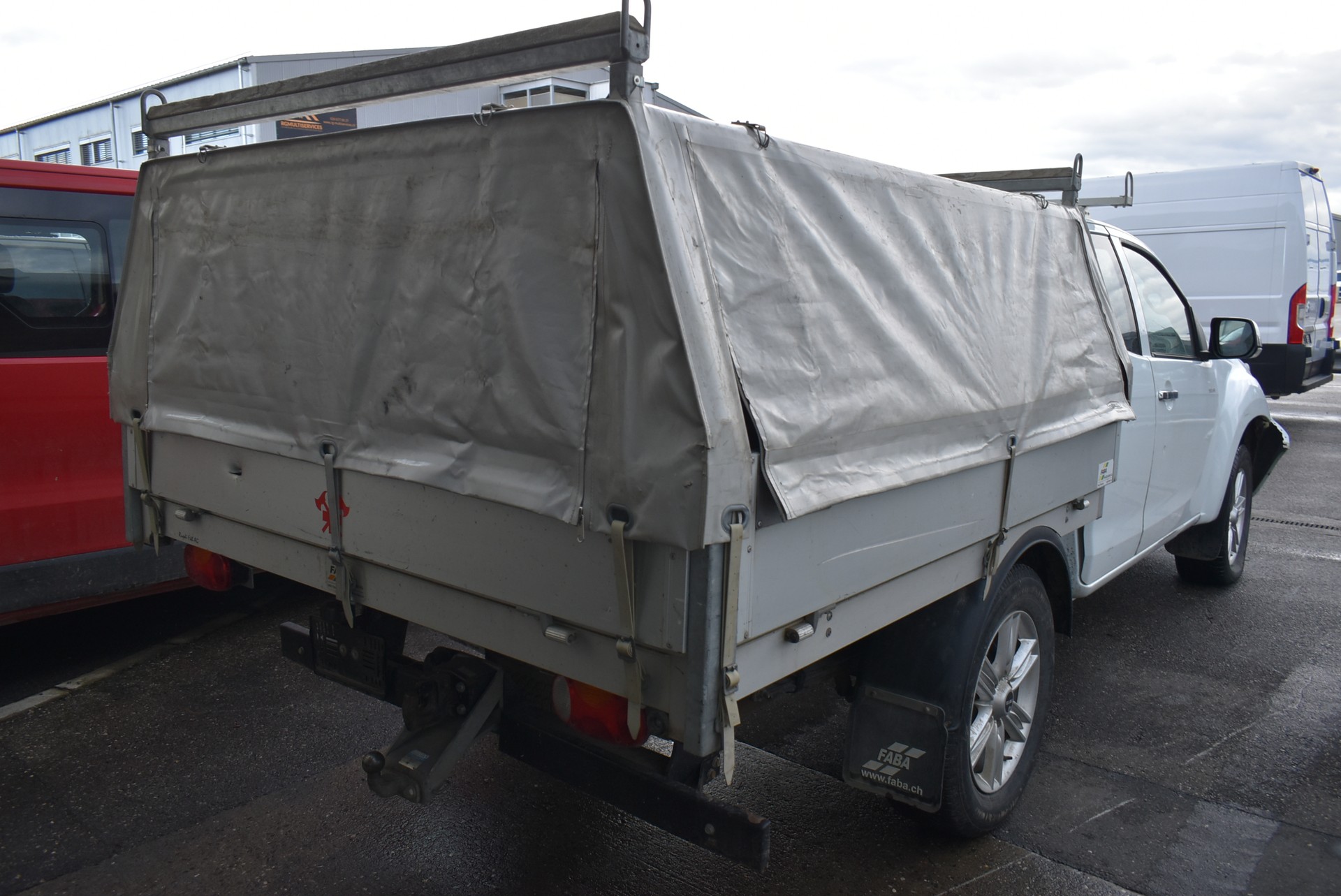 ISUZU D-MAX 1.9 SpaceCab Solar 4x4 A-image-5
