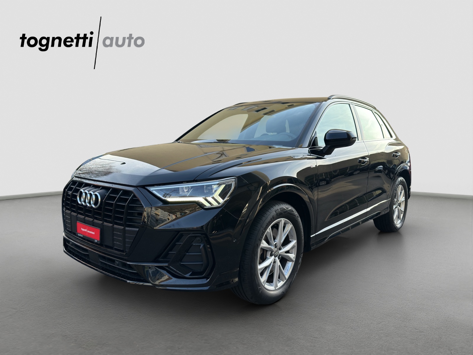AUDI Q3 45 TFSI S line quattro S-tronic-image-0