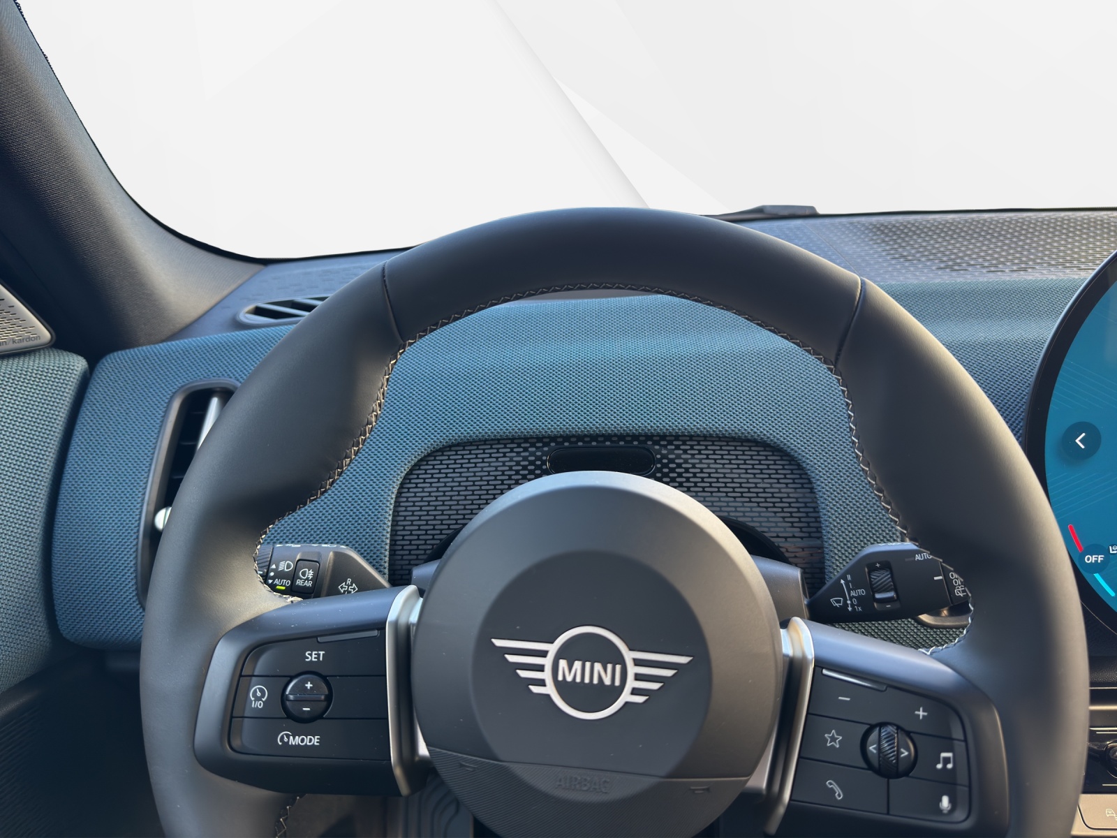 MINI Countryman SE ALL 4-image-14