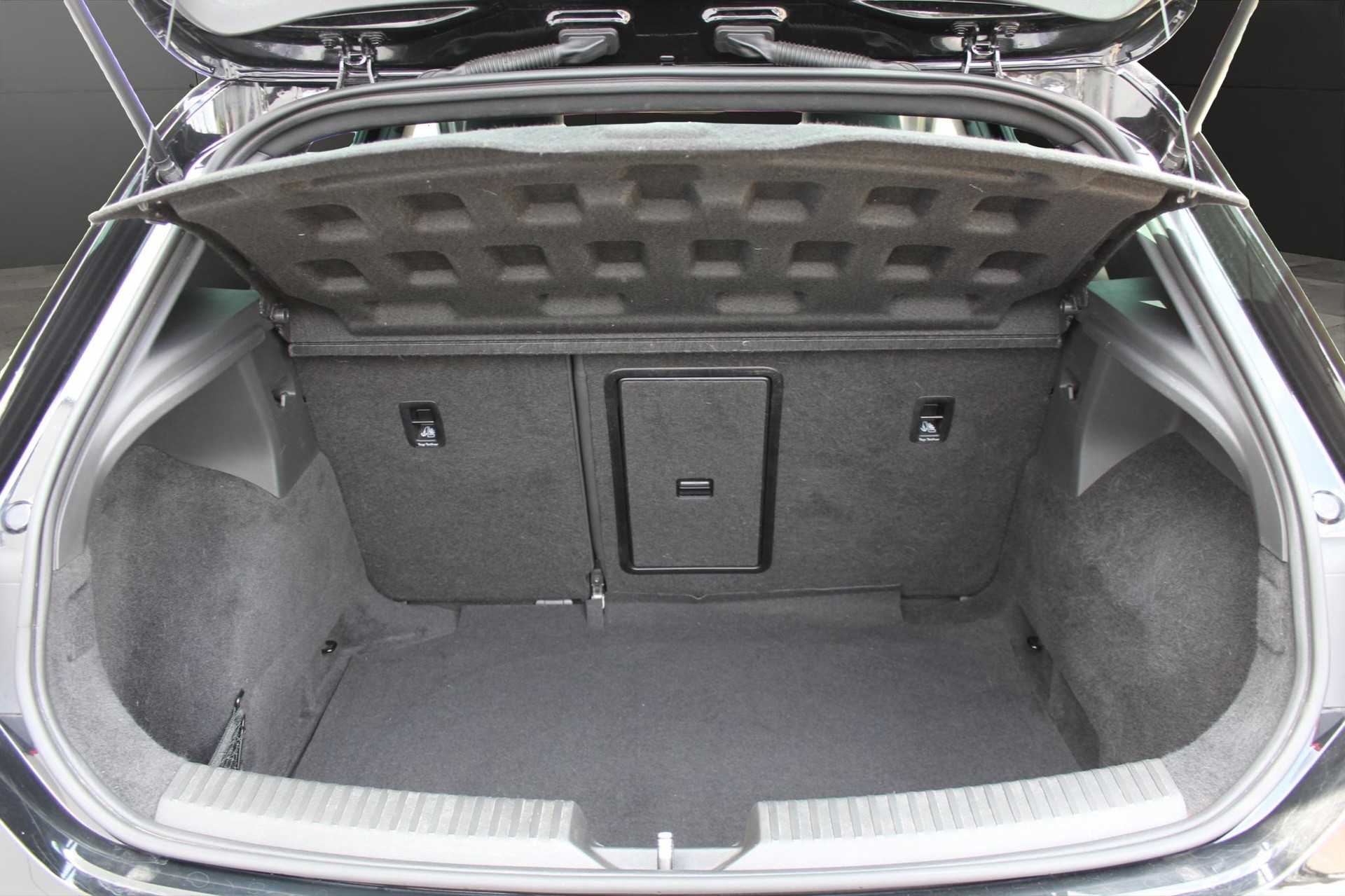 SEAT Leon 2.0 TSI FR DSG-image-10