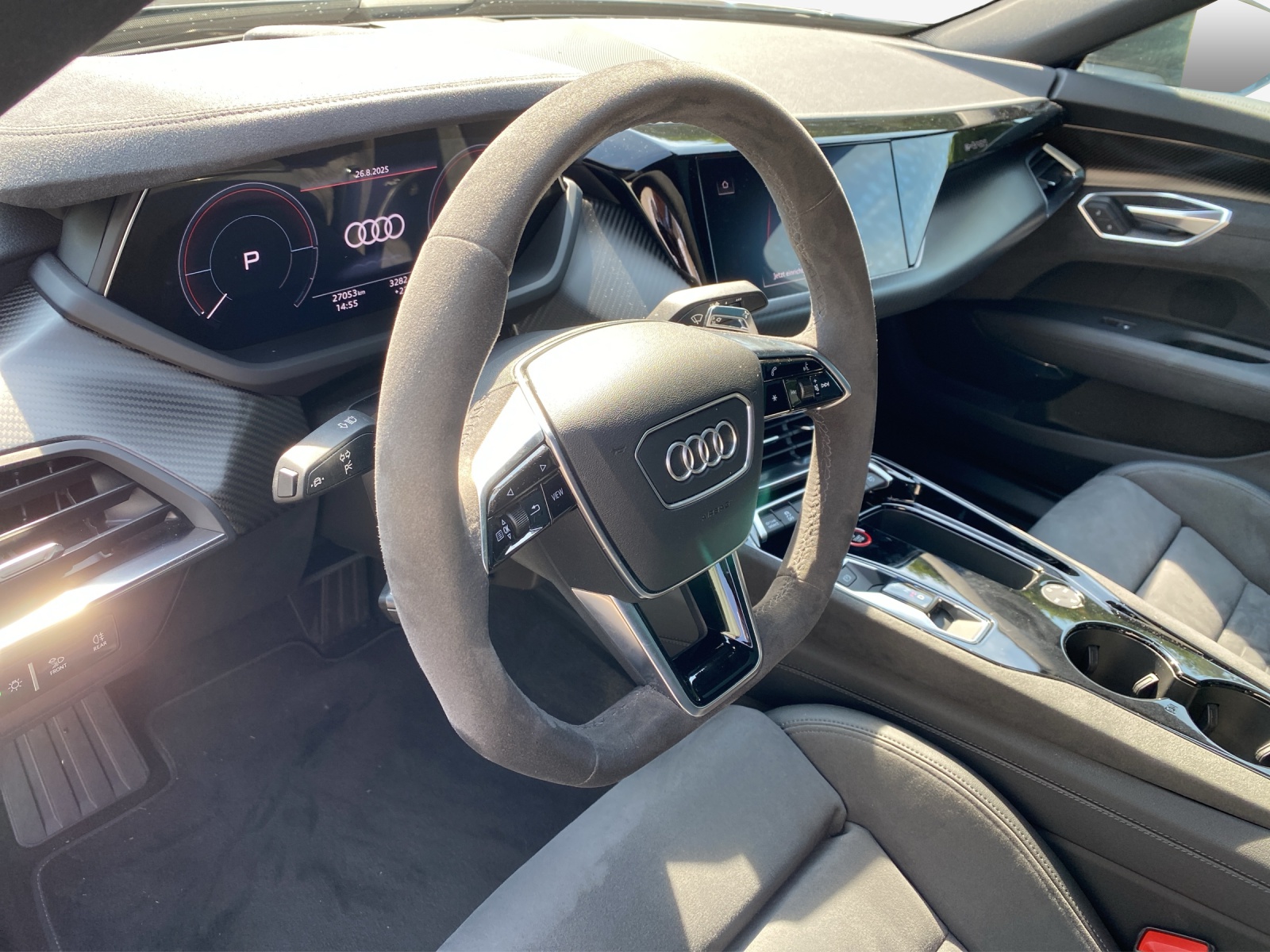 AUDI e-tron GT quattro-image-15