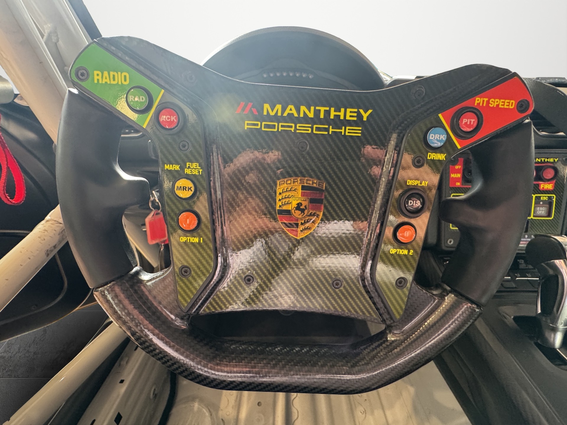PORSCHE CAYMAN GT4 Clubsport Manthey Racing-image-13