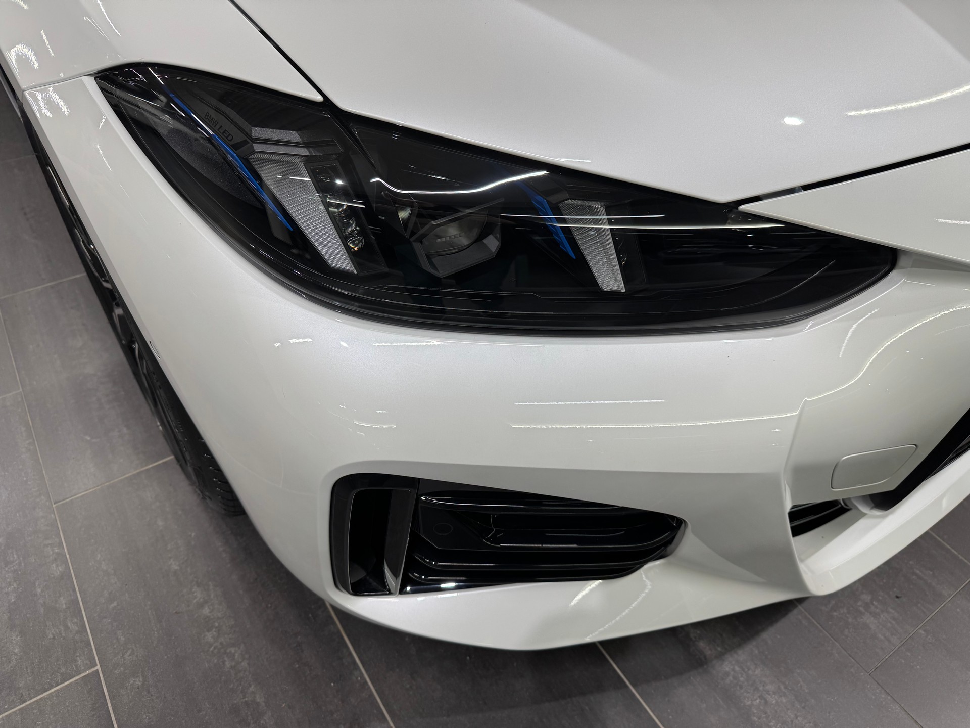 BMW M440i xDrive 48V Gran Coupé M Sport-image-4